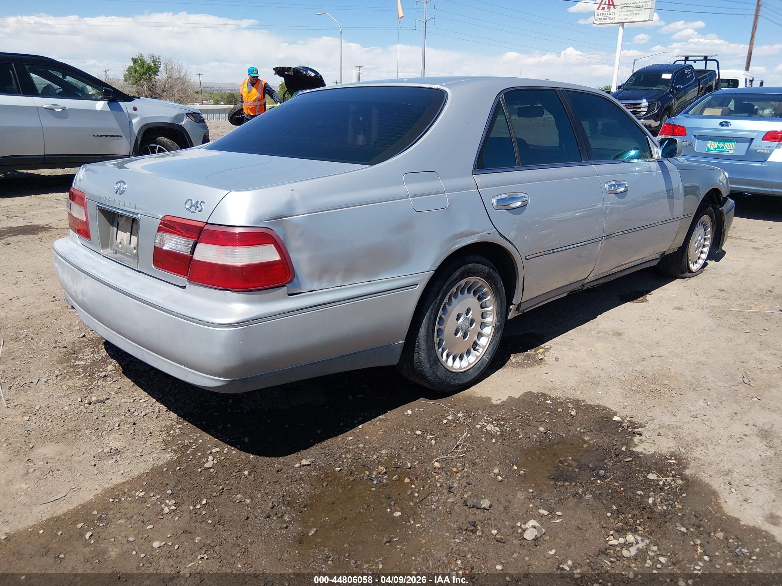 1998 Infiniti Q45 Touring Silver vin: JNKBY31AXWM403428