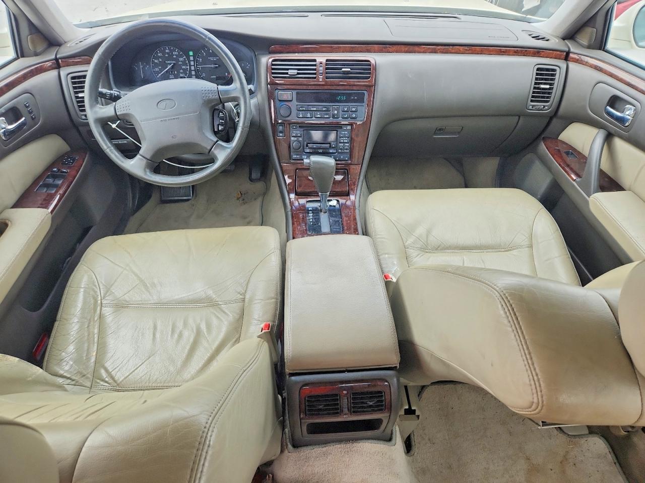 1998 Infiniti Q45 Base Cream vin: JNKBY31AXWM404398