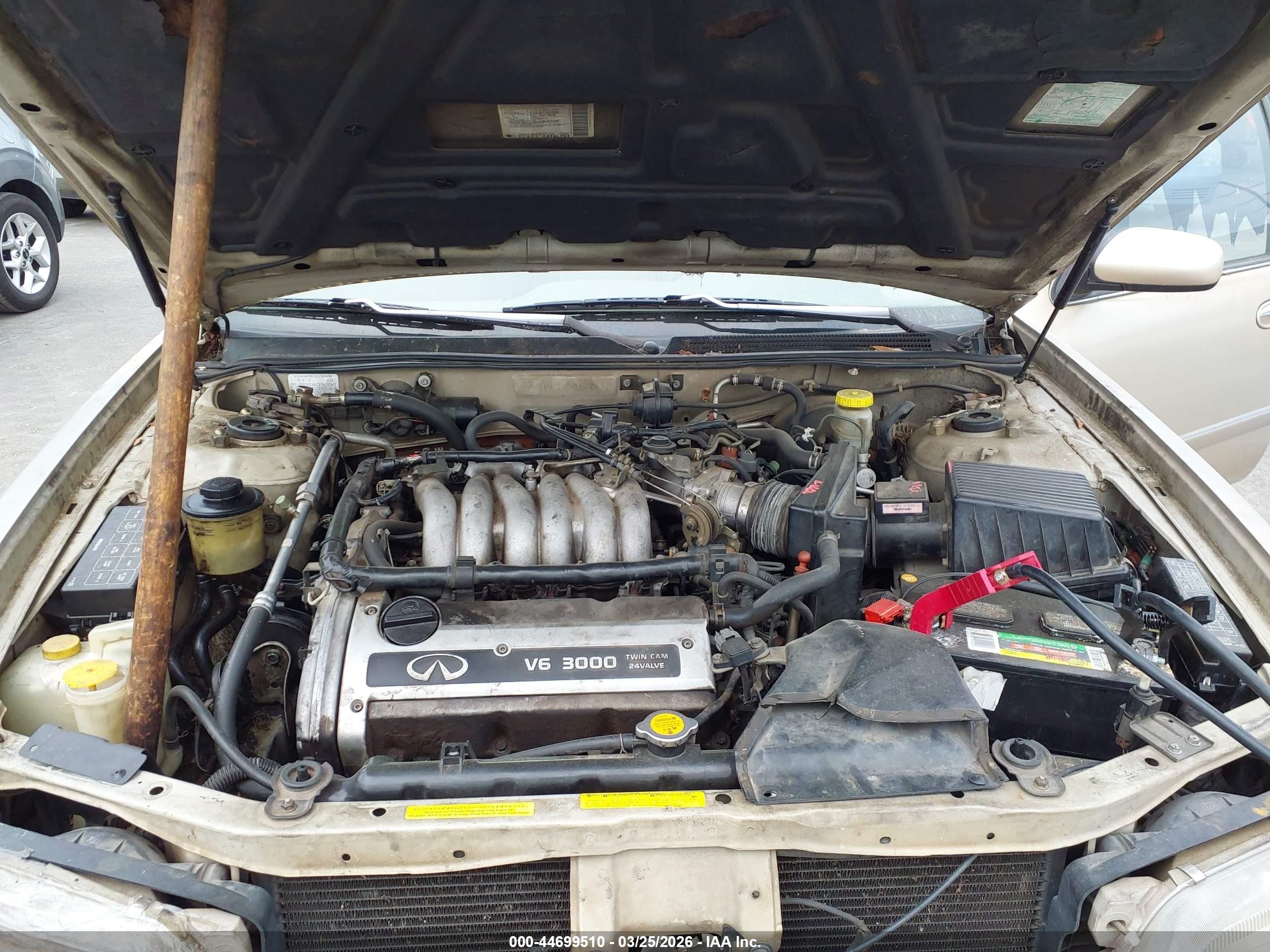 1998 Infiniti I30 Standard/touring Gold vin: JNKCA21A2WT621565