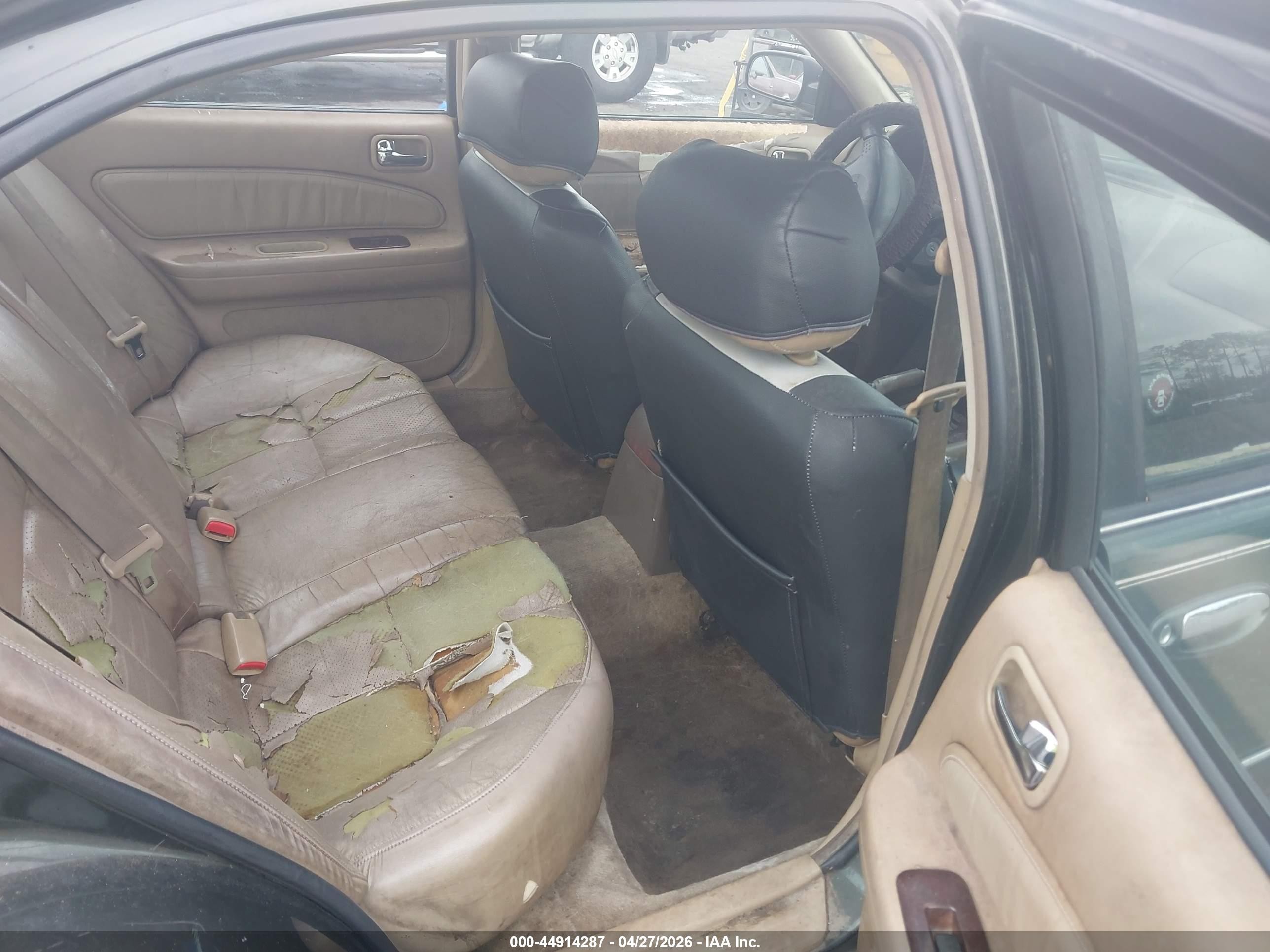 1999 Infiniti I30 Limited/standard/touring Green vin: JNKCA21A5XT754872