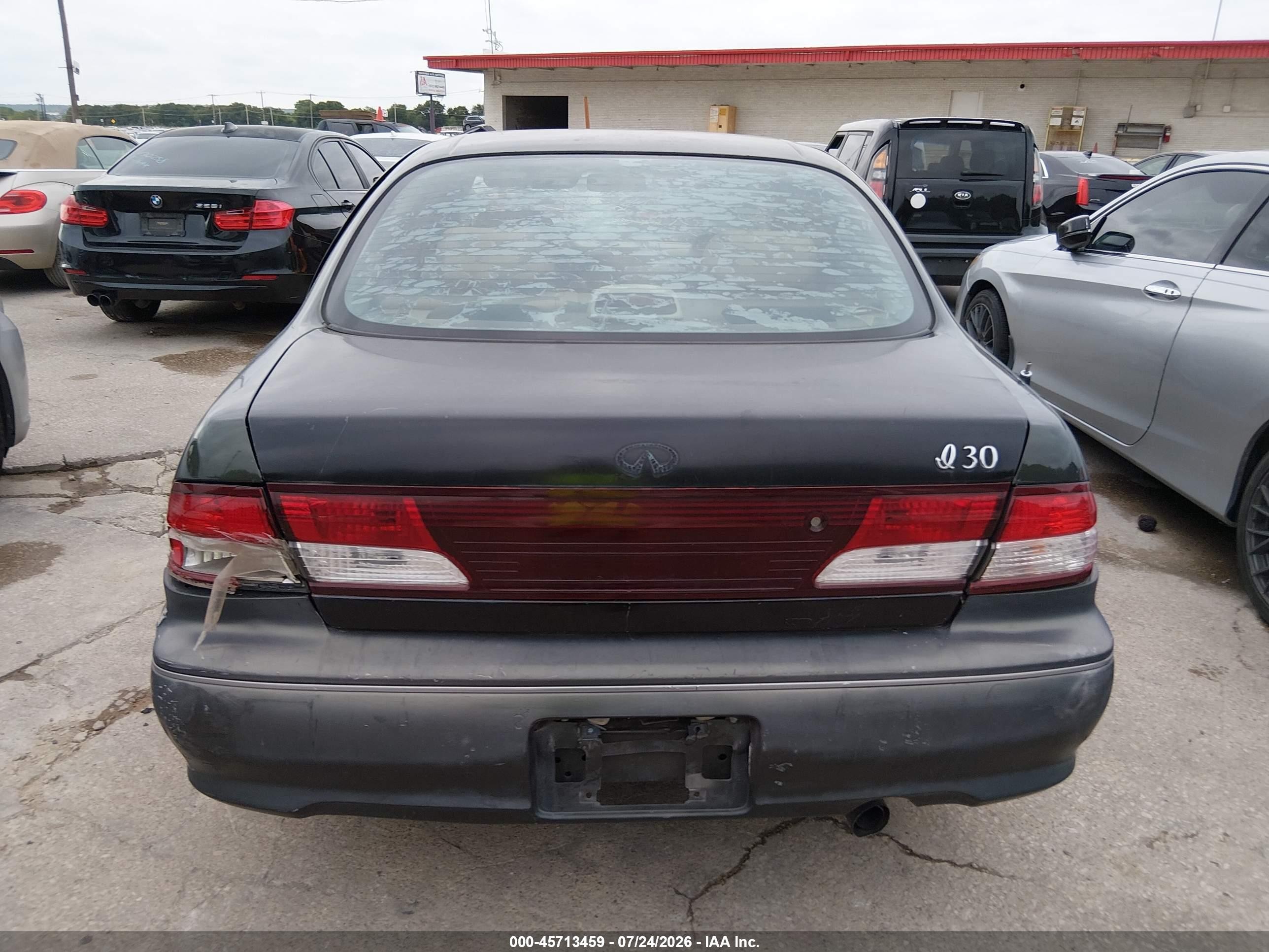 1999 Infiniti I30 Limited/standard/touring Blue vin: JNKCA21A8XT758902