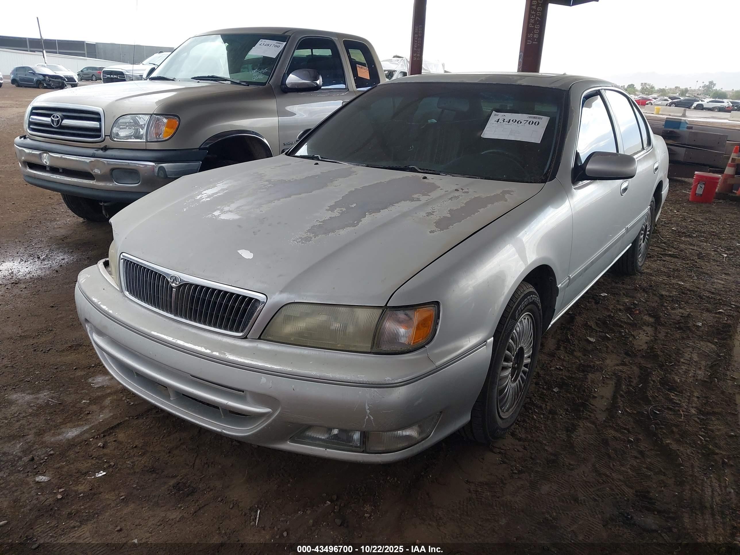 1997 Infiniti I30 Standard (m5)/touring Серебряный vin: JNKCA21D3VT500858