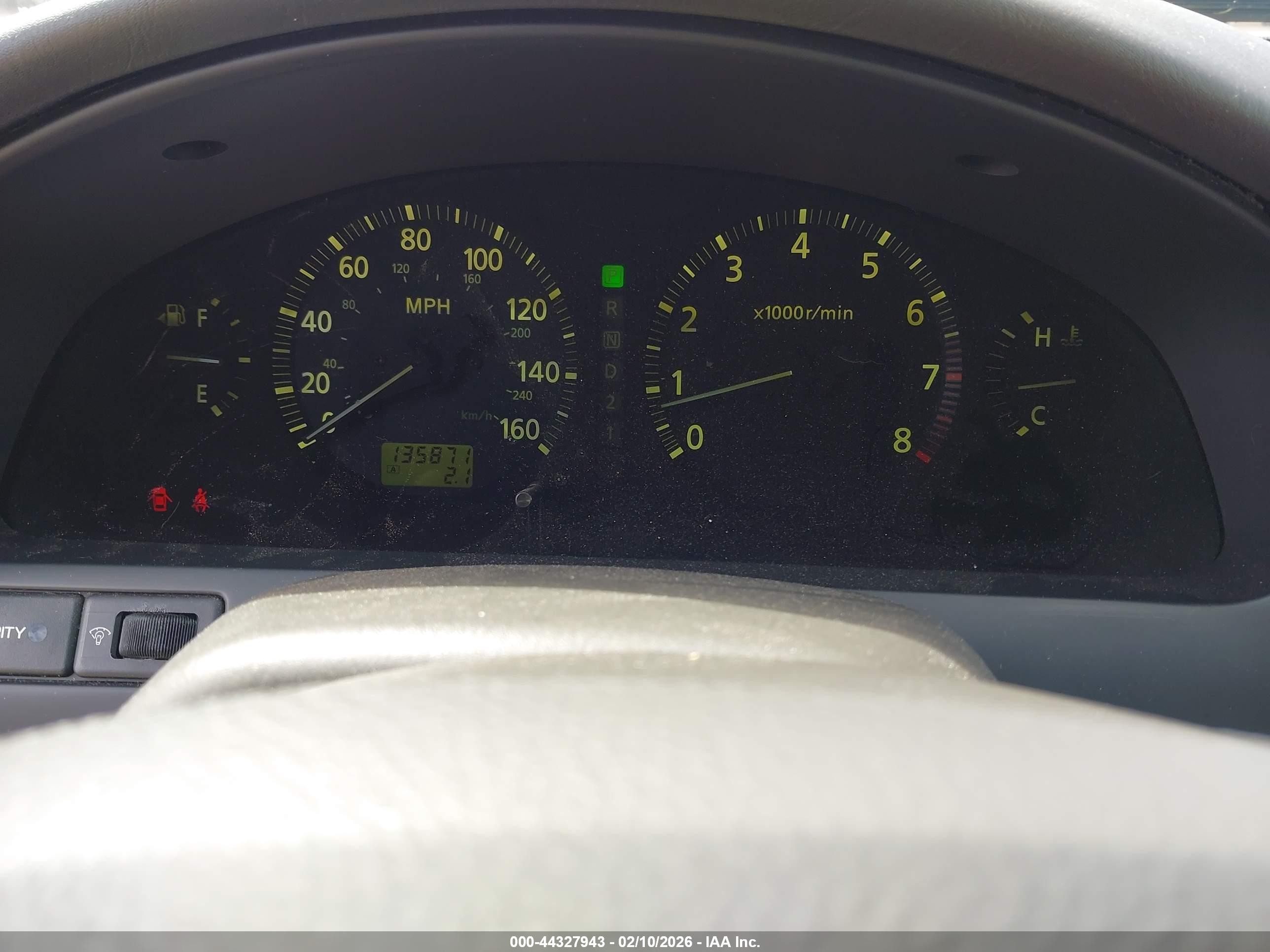 2001 Infiniti I30 Luxury Tan vin: JNKCA31A01T018970