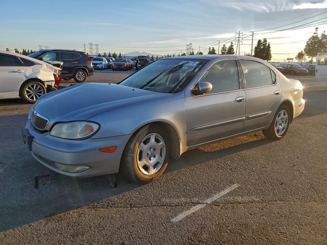 2001 Infiniti I30 Silver vin: JNKCA31A21T033003