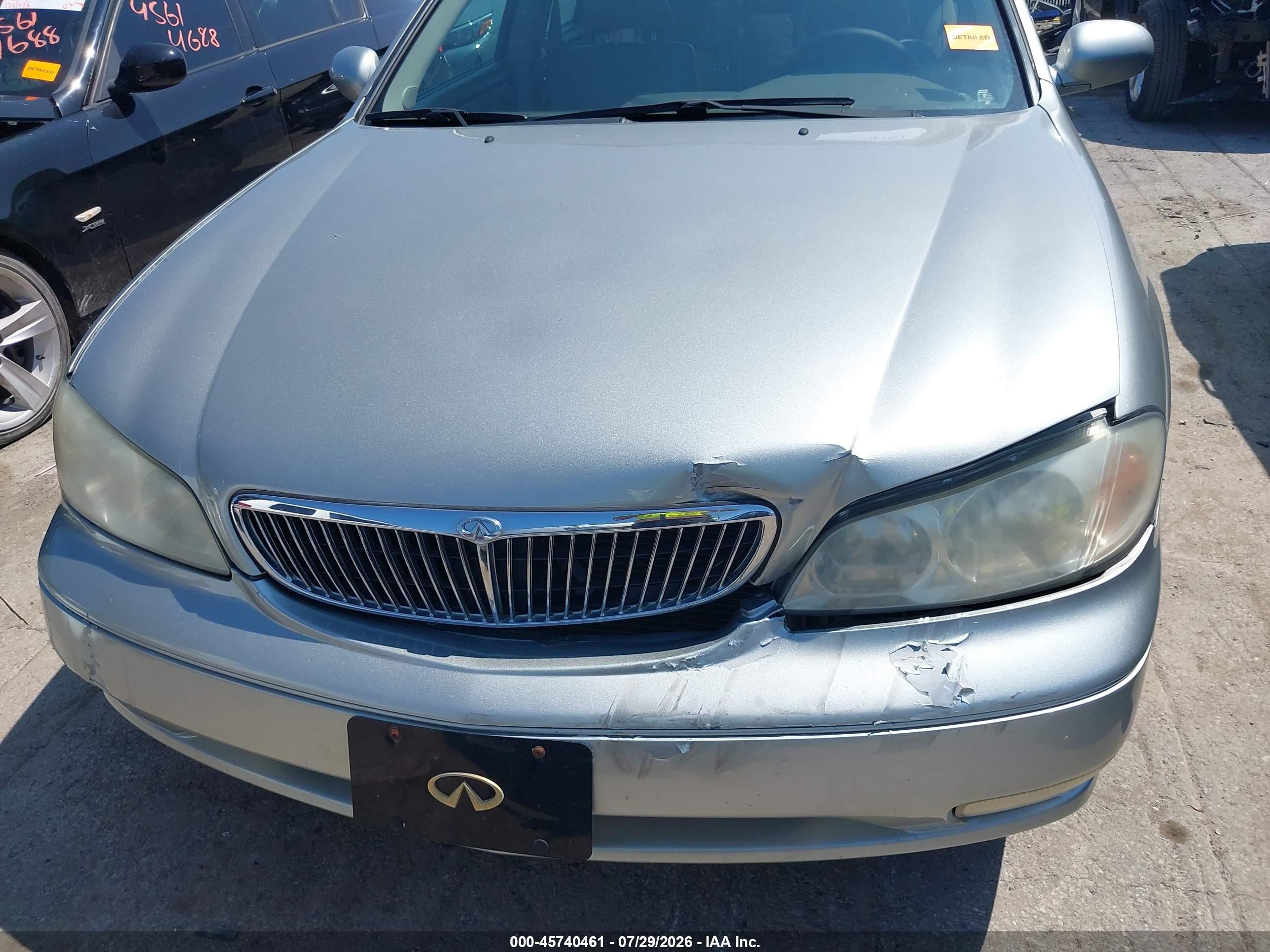 2001 Infiniti I30 Luxury Silver vin: JNKCA31A31T015268