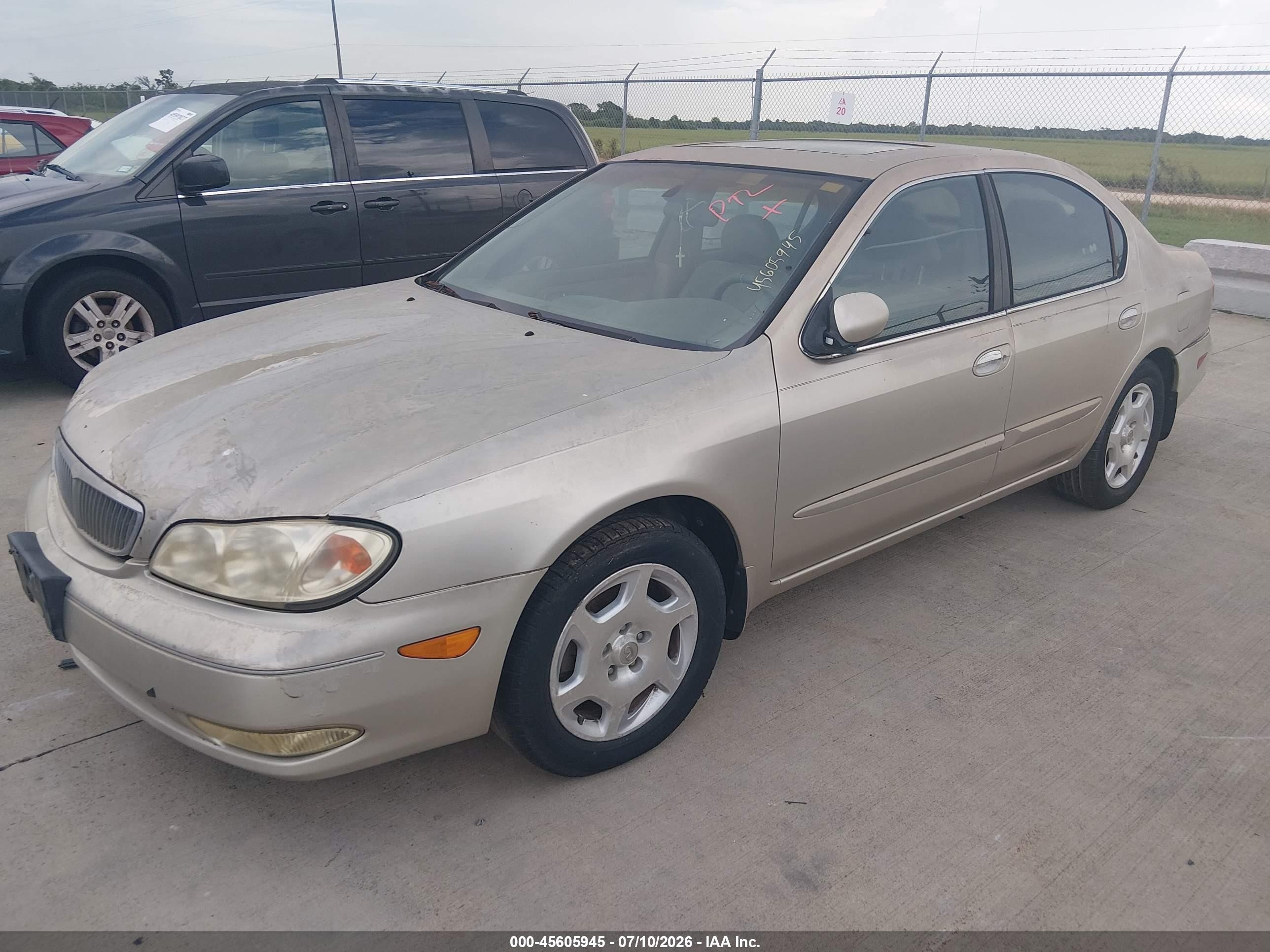 2001 Infiniti I30 Luxury Gold vin: JNKCA31A41T034136