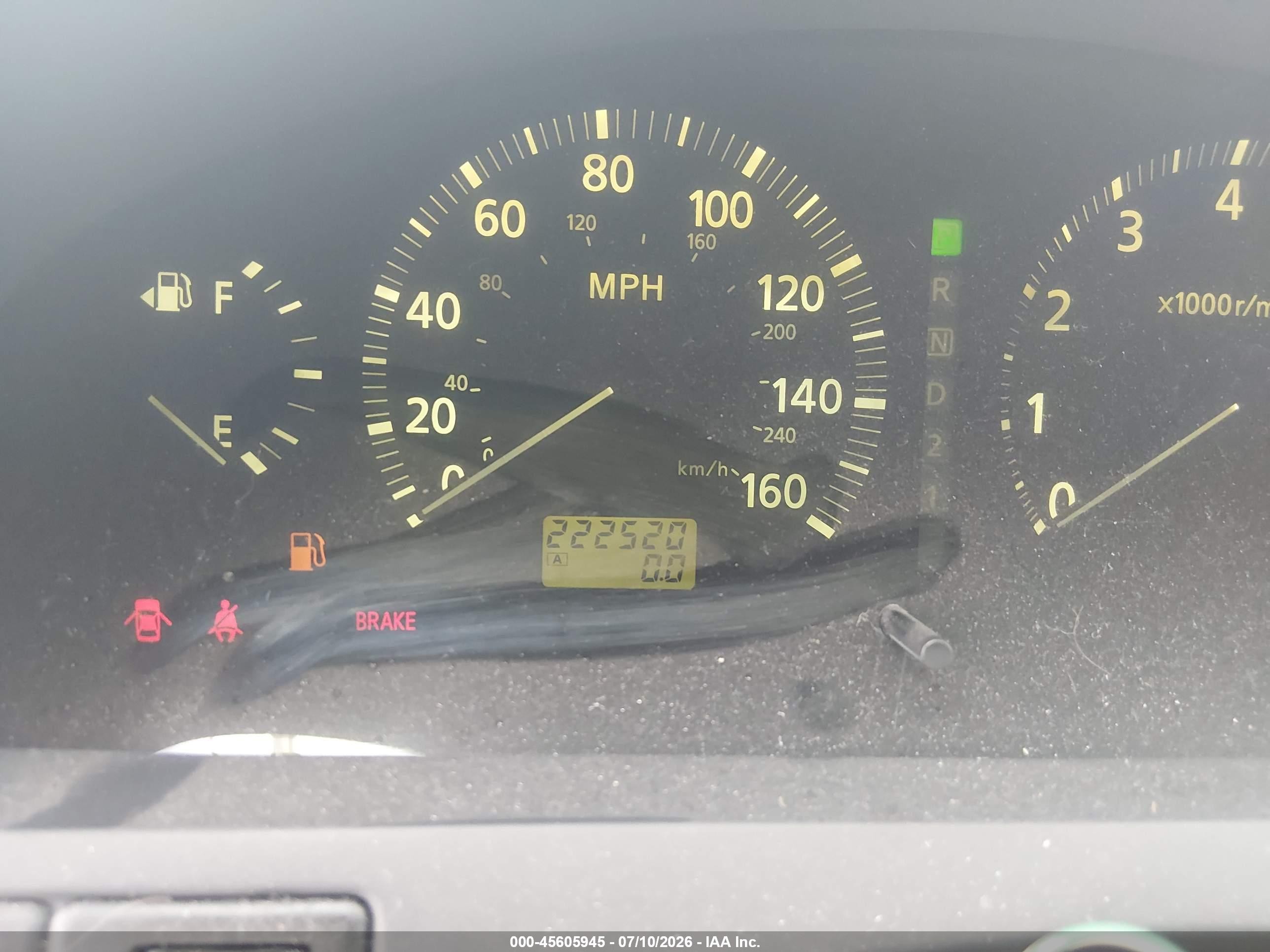 2001 Infiniti I30 Luxury Gold vin: JNKCA31A41T034136