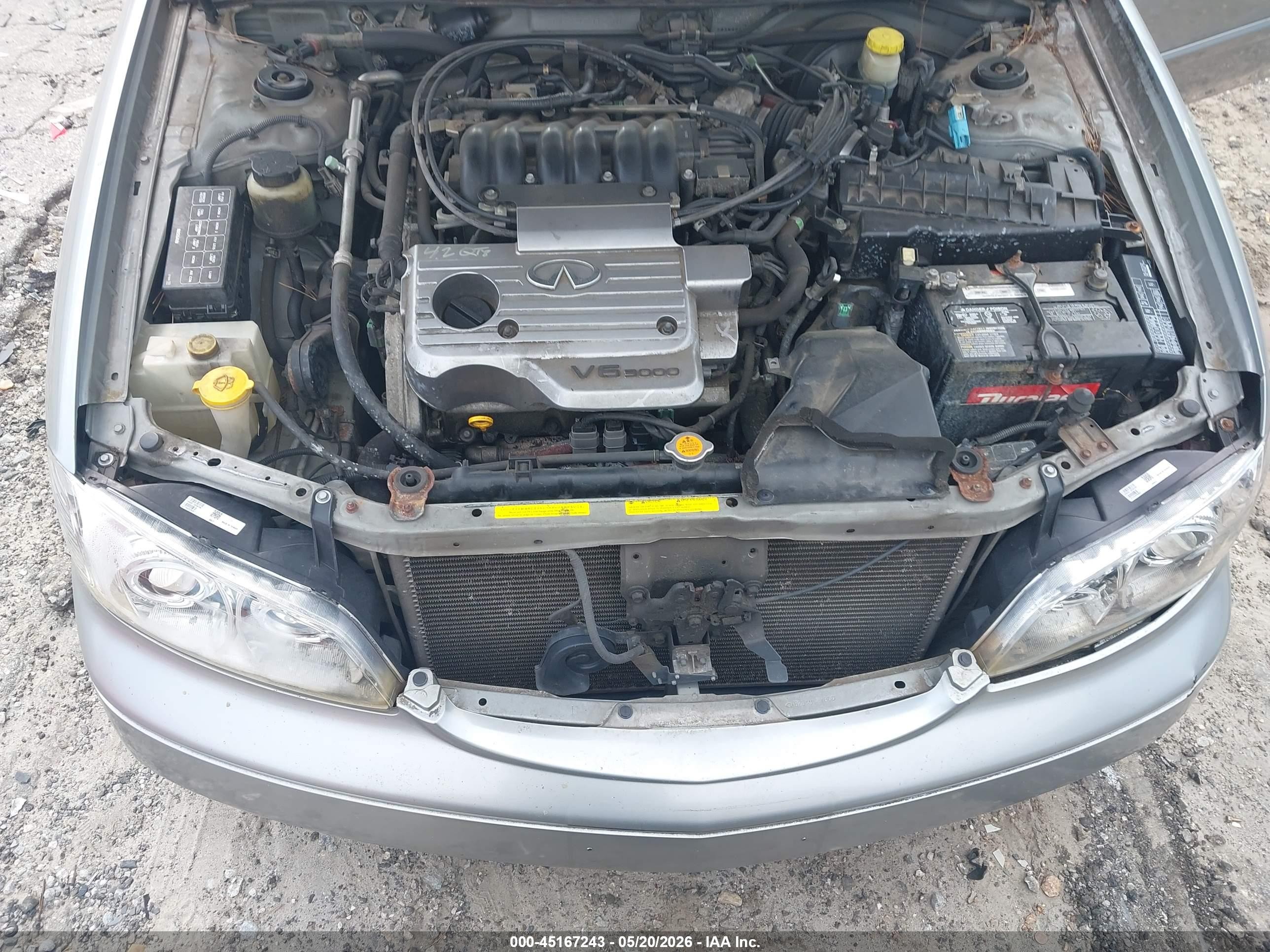 2001 Infiniti I30 Luxury Серебряный vin: JNKCA31A51T023968