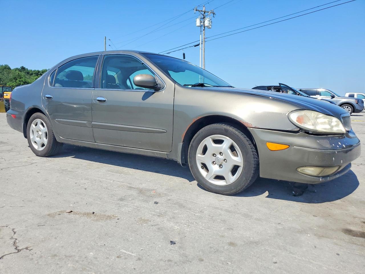 2000 Infiniti I30 Tan vin: JNKCA31A5YT206989