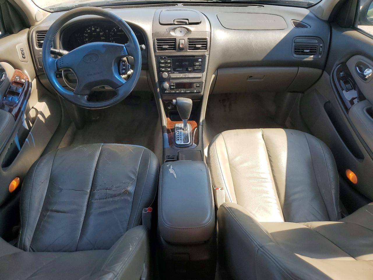 2000 Infiniti I30 Tan vin: JNKCA31A5YT206989