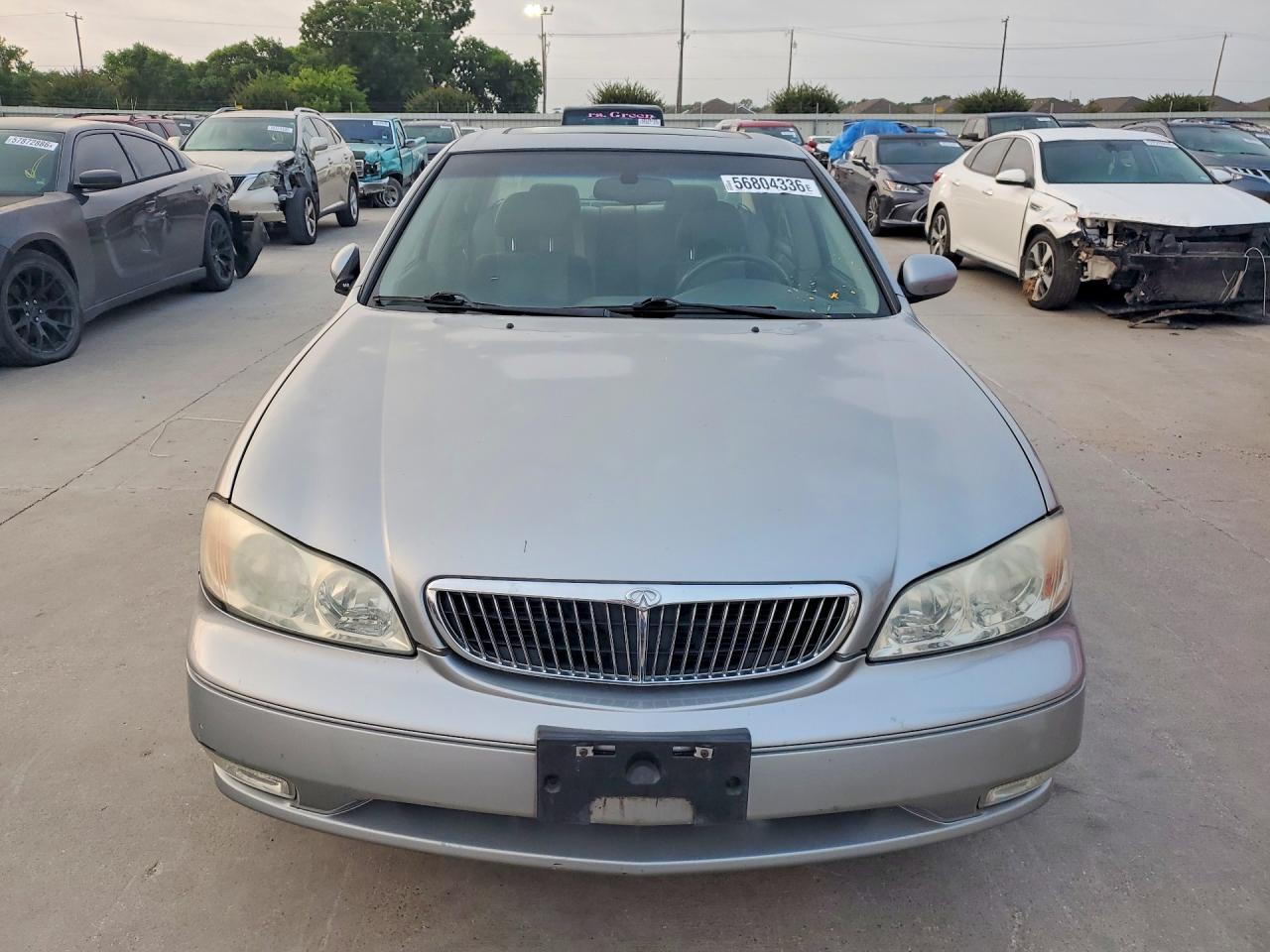 2001 Infiniti I30 Base Серебряный vin: JNKCA31A71T021123