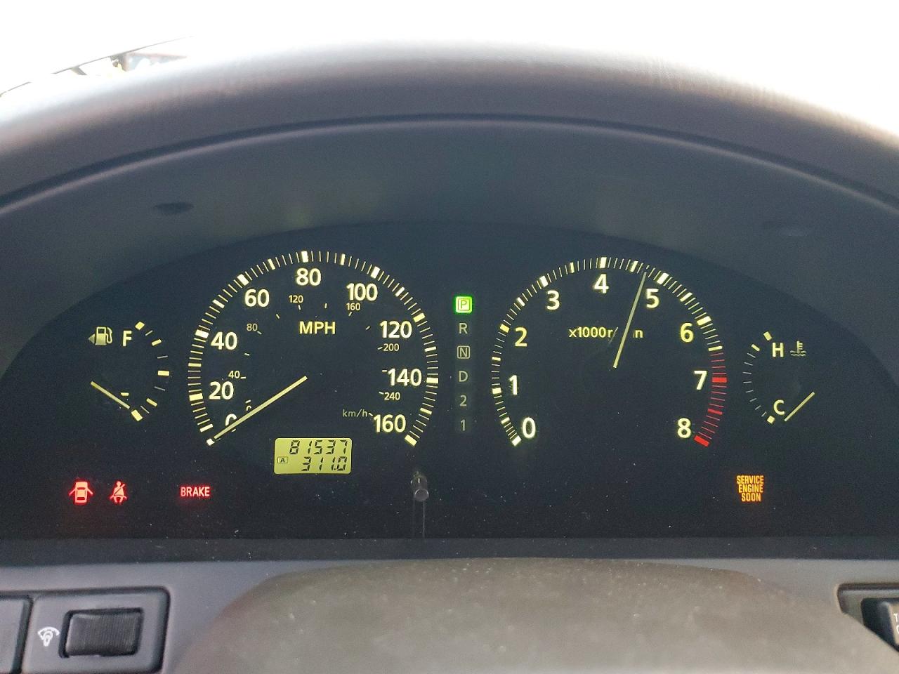 2001 Infiniti I30 Base Серебряный vin: JNKCA31A71T021123