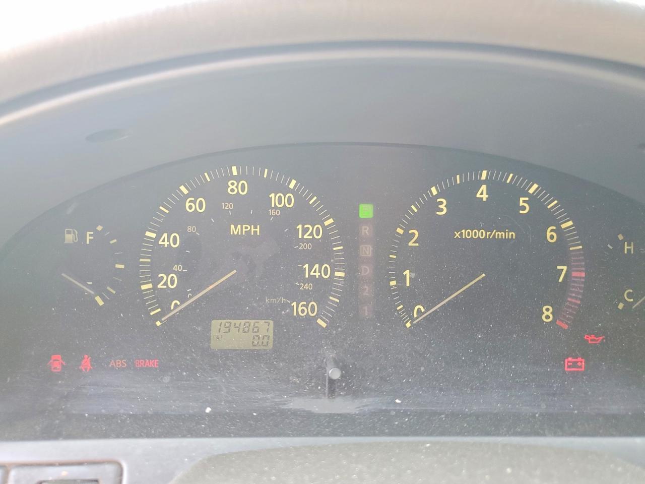 2000 Infiniti I30 Base Gray vin: JNKCA31A7YT213331