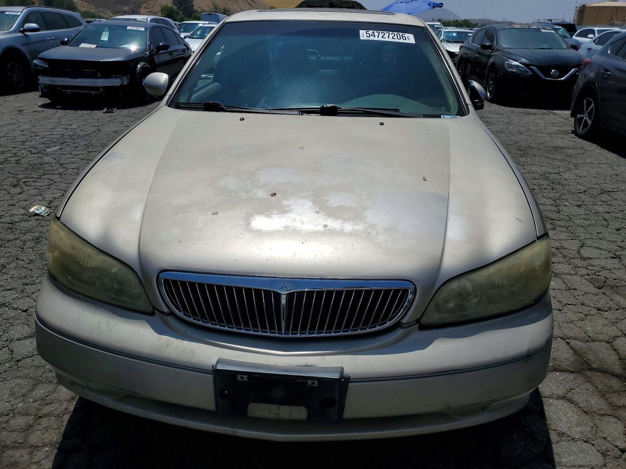 2000 Infiniti I30 Base Gold vin: JNKCA31A9YT121489