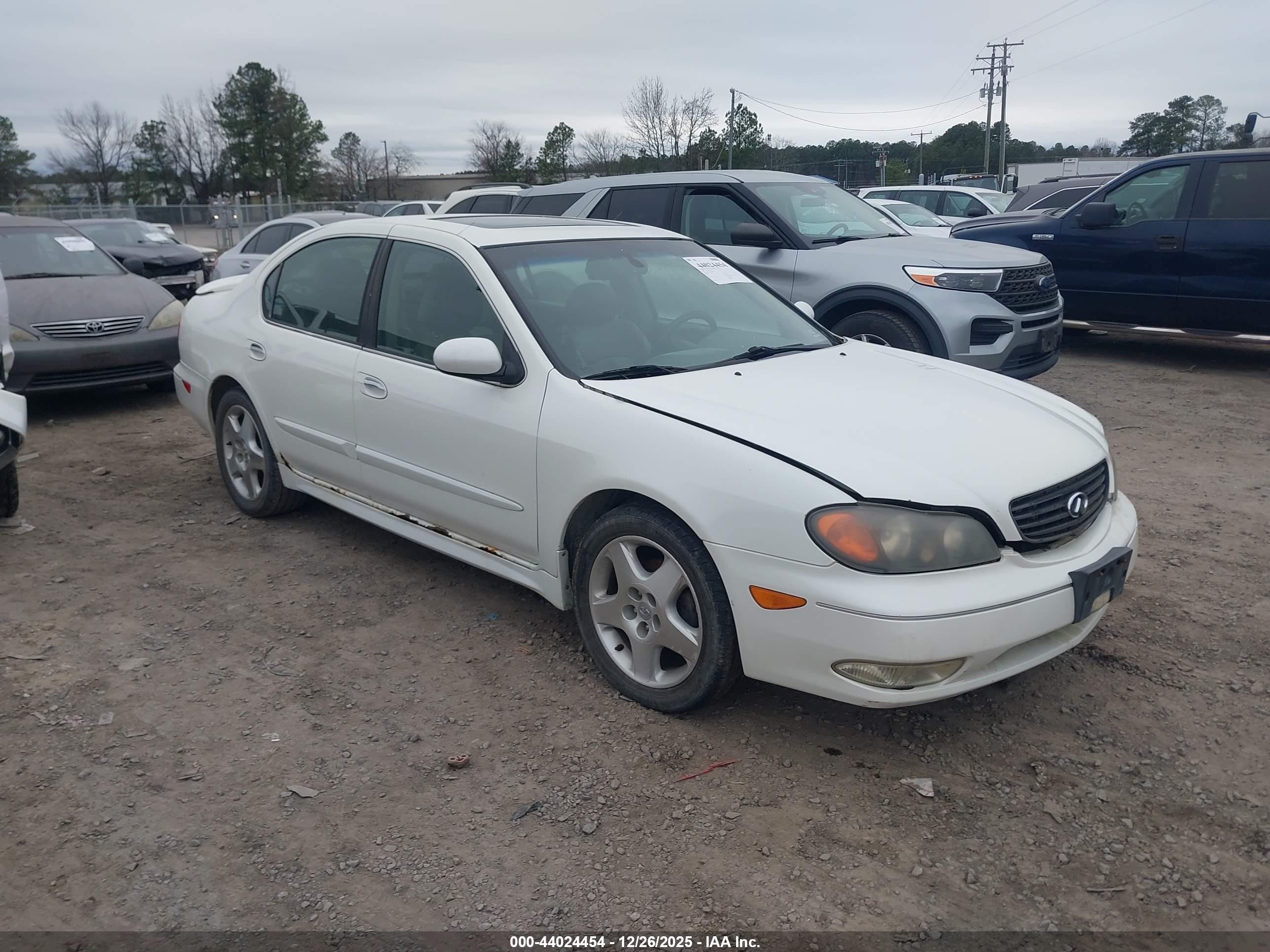2001 Infiniti I30 Touring White vin: JNKCA31AX1T022847