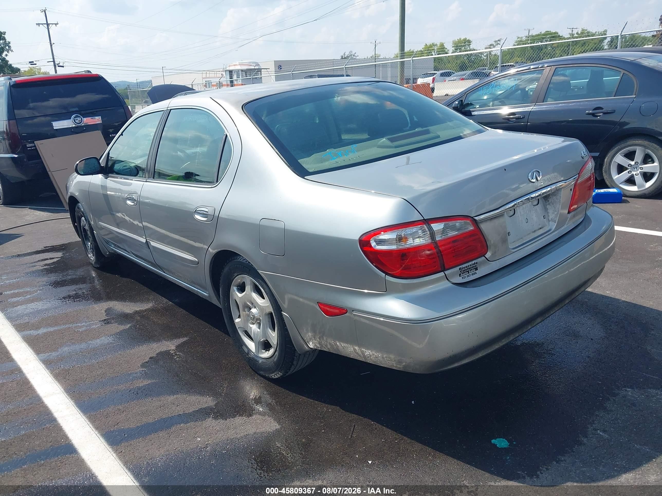 2000 Infiniti I30 Luxury/touring Silver vin: JNKCA31AXYT201979