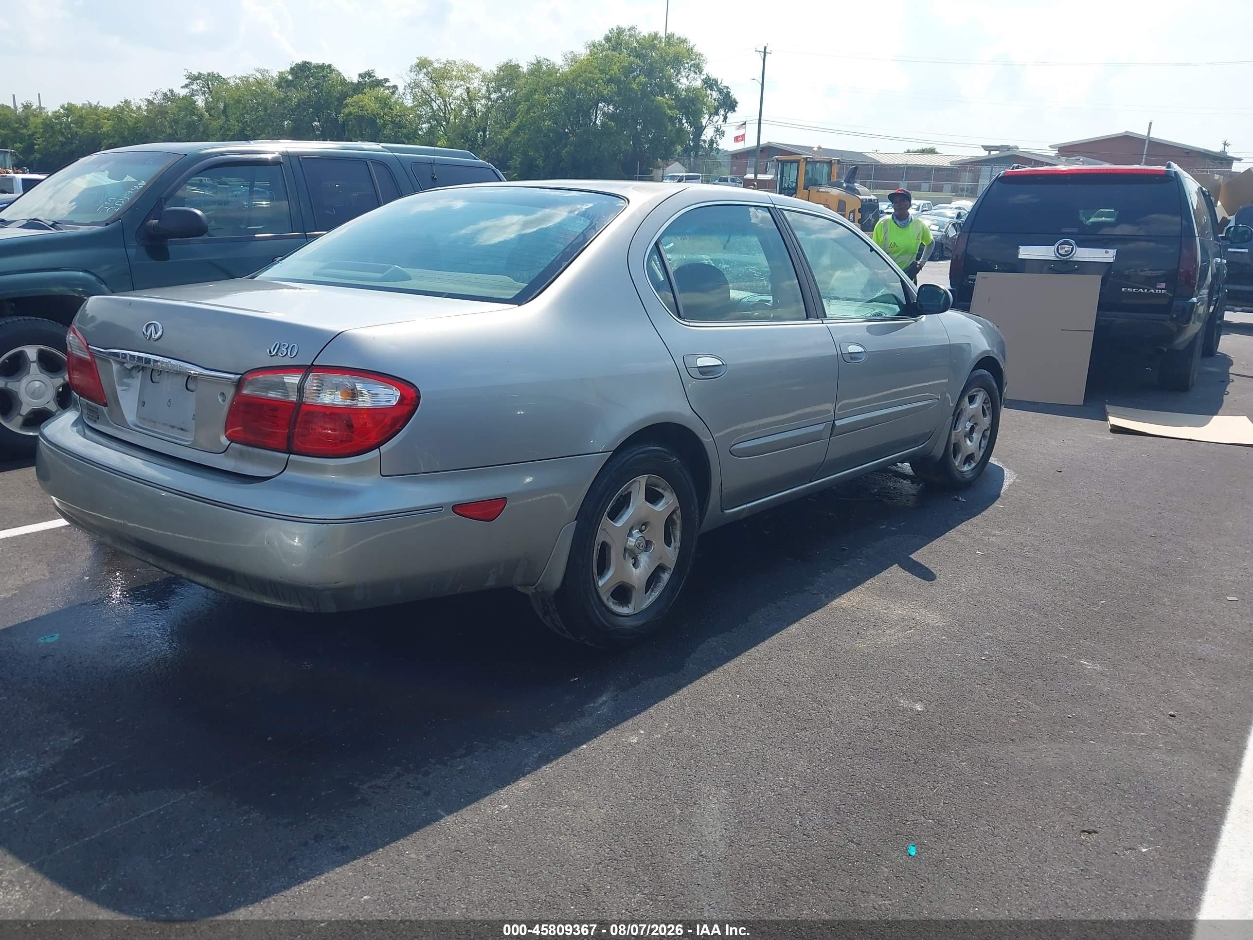 2000 Infiniti I30 Luxury/touring Silver vin: JNKCA31AXYT201979