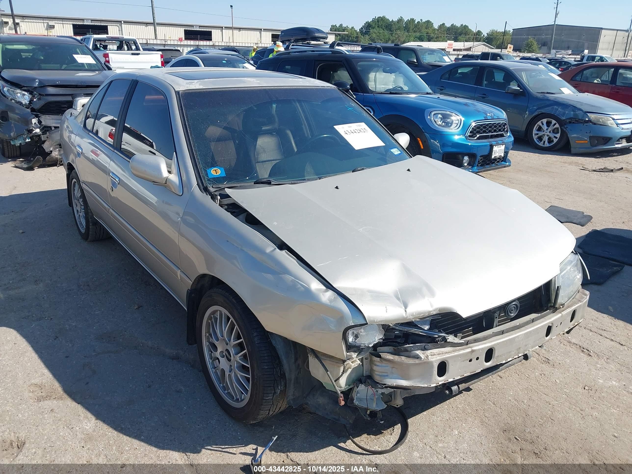 1995 Infiniti G20   Tan vin: JNKCP01D2ST518573