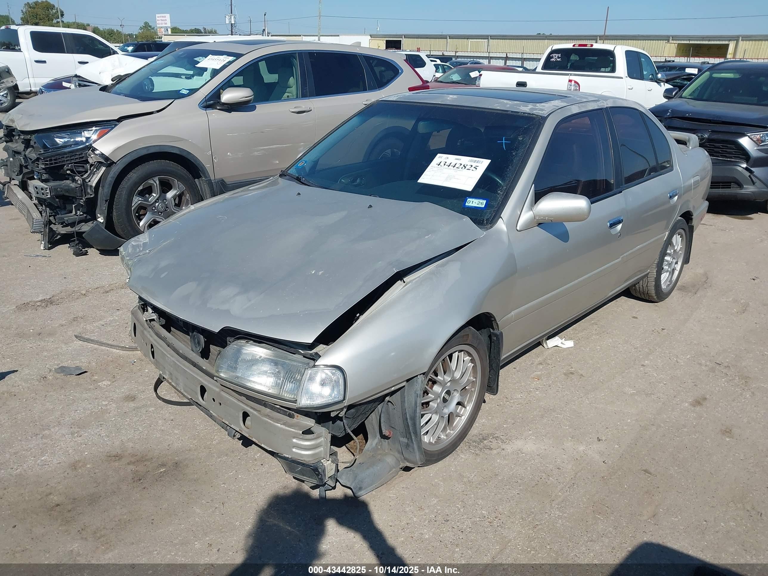 1995 Infiniti G20   Tan vin: JNKCP01D2ST518573