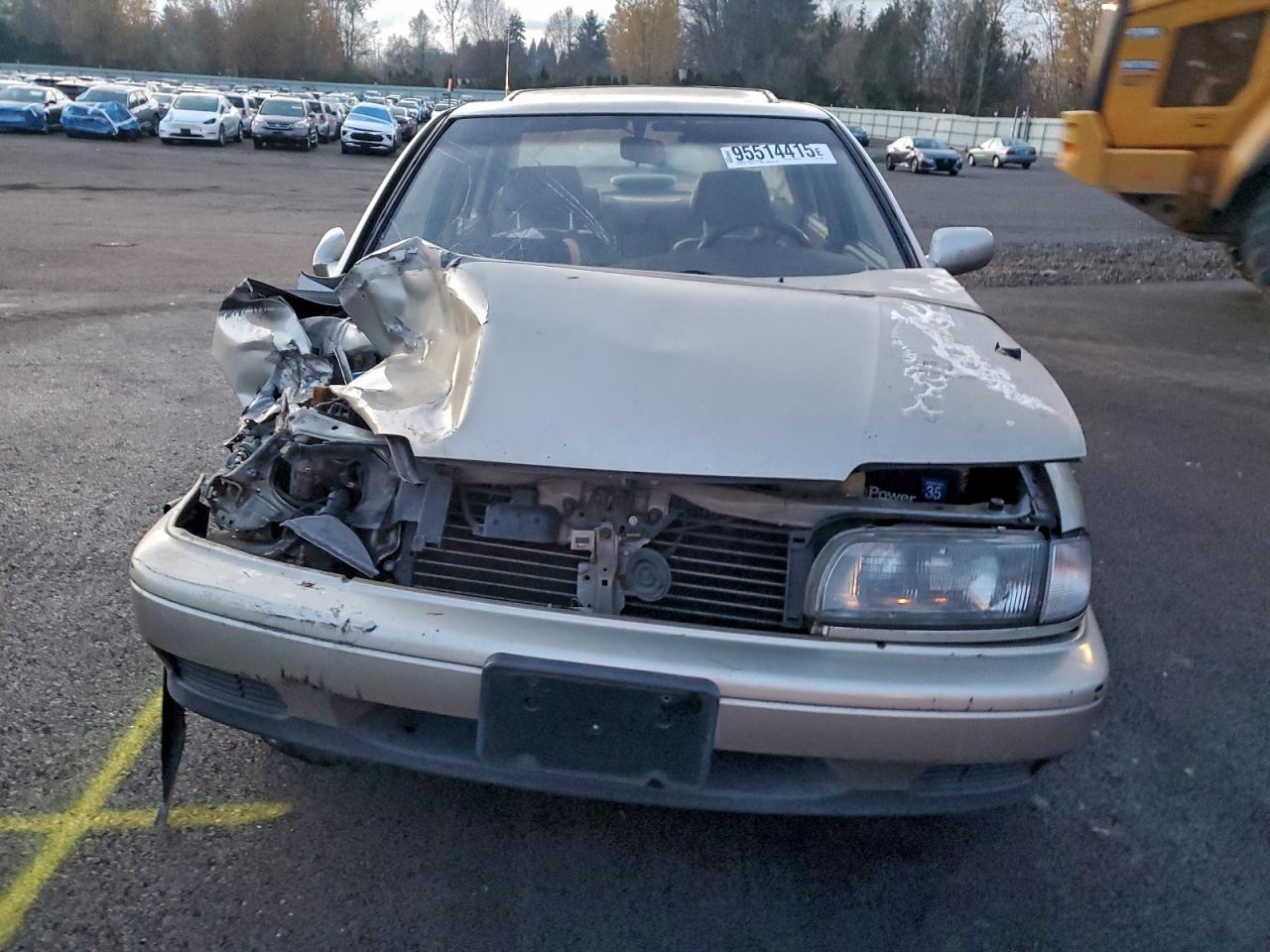 1995 Infiniti G20 Beige vin: JNKCP01D3ST520980