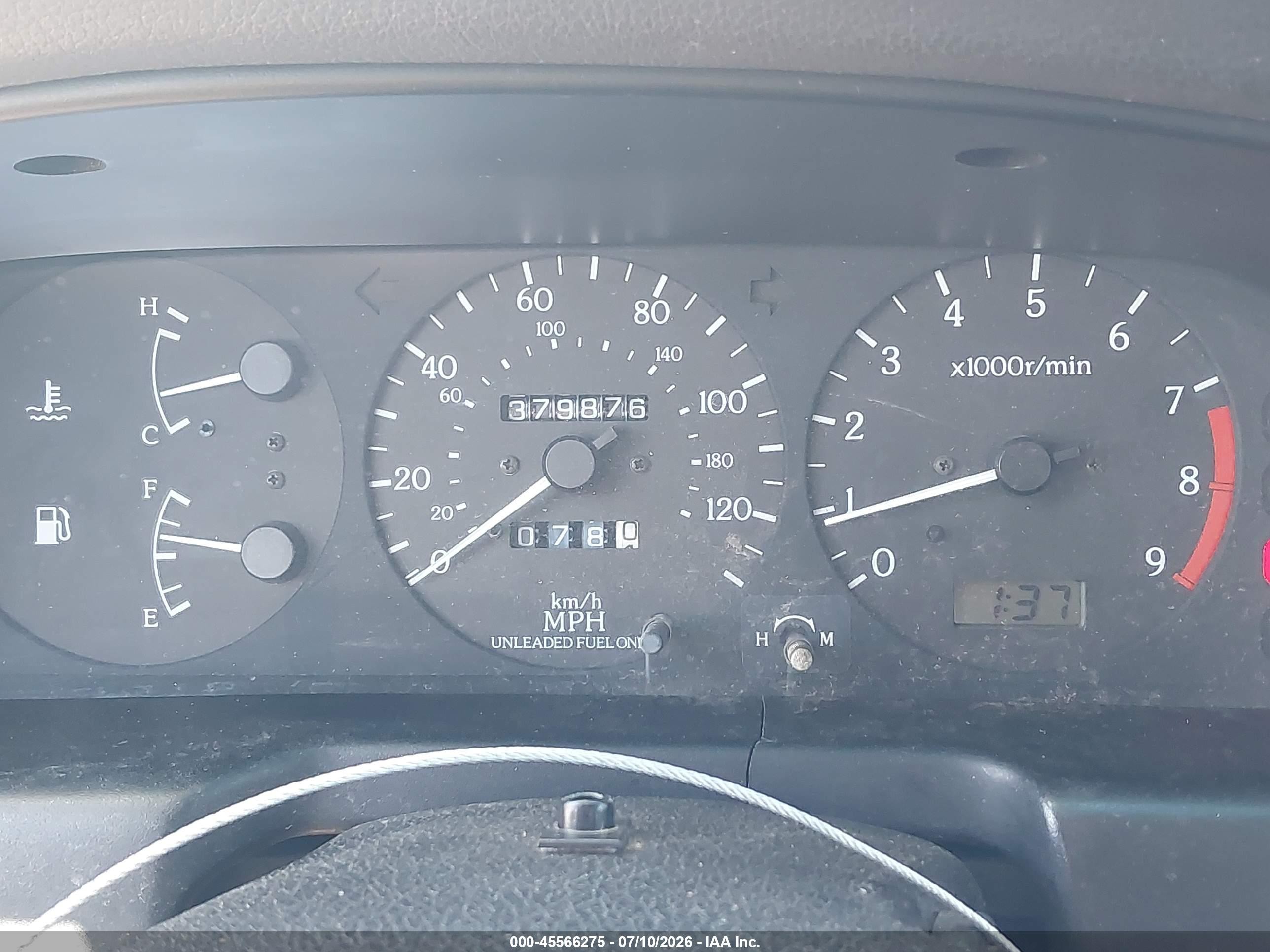 1995 Infiniti G20   White vin: JNKCP01D5ST527574