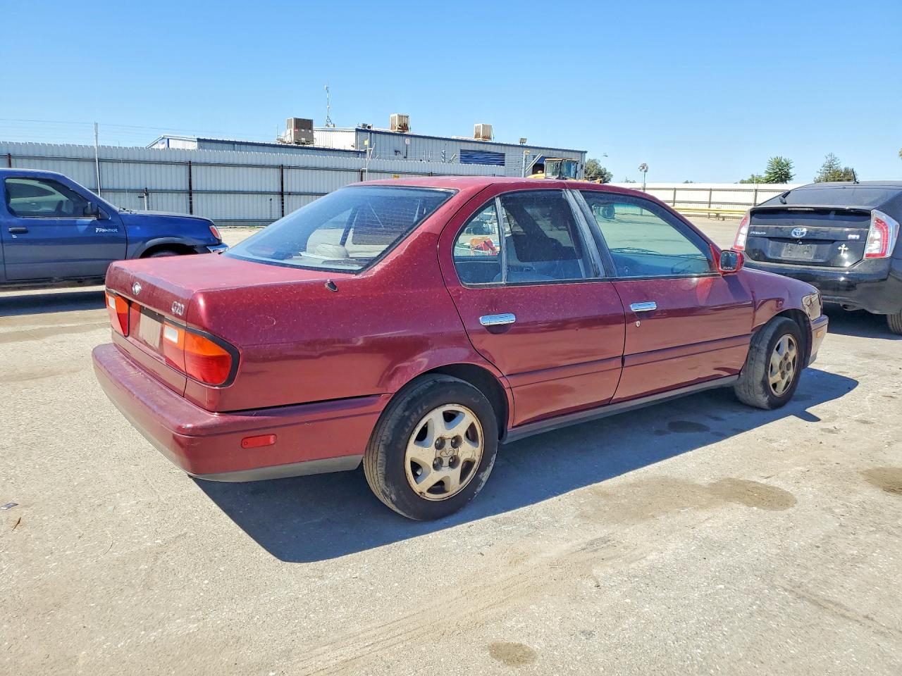 1994 Infiniti G20 Base Red vin: JNKCP01D6RT501365