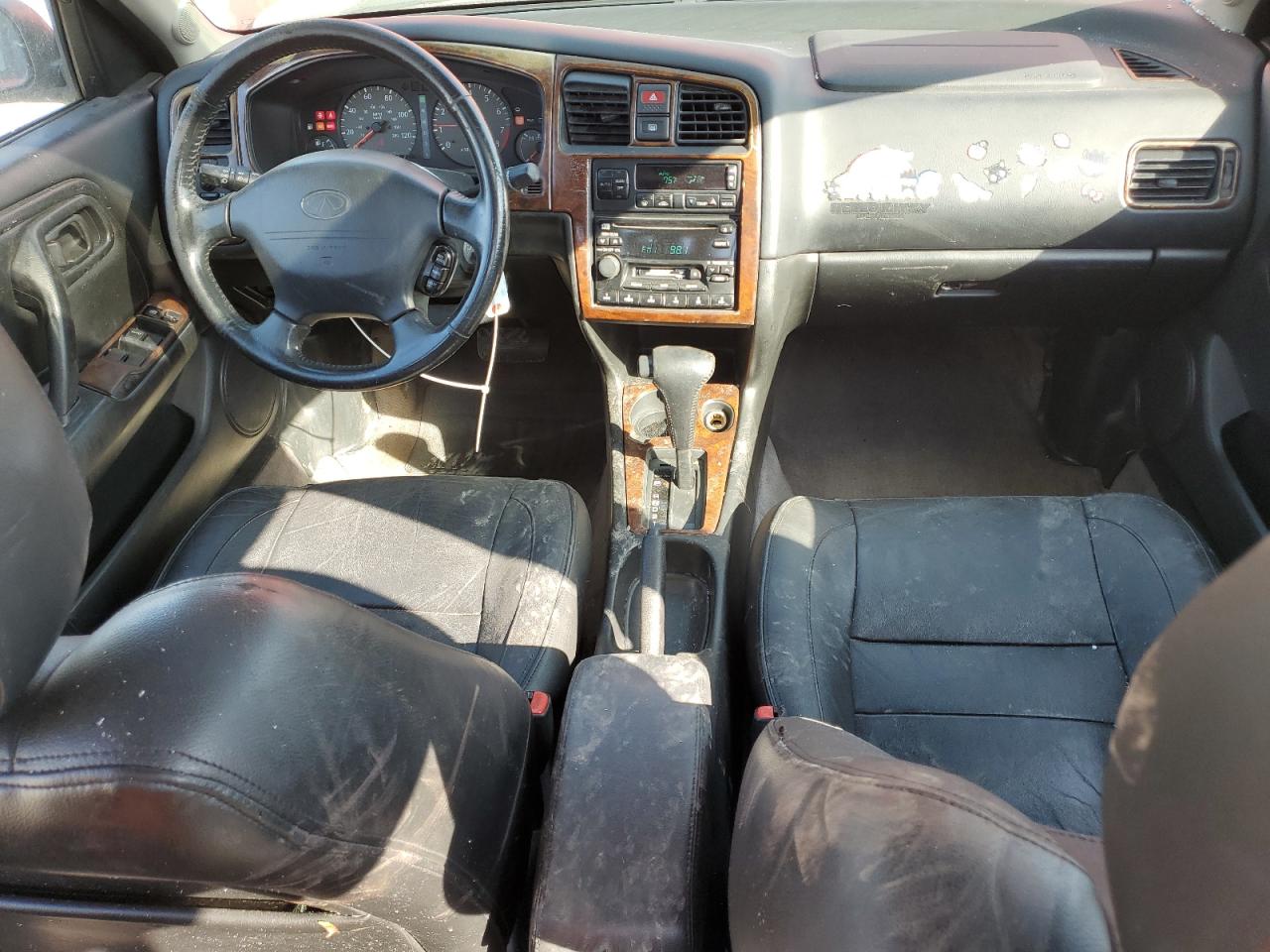 1999 Infiniti G20 Красный vin: JNKCP11A2XT008646