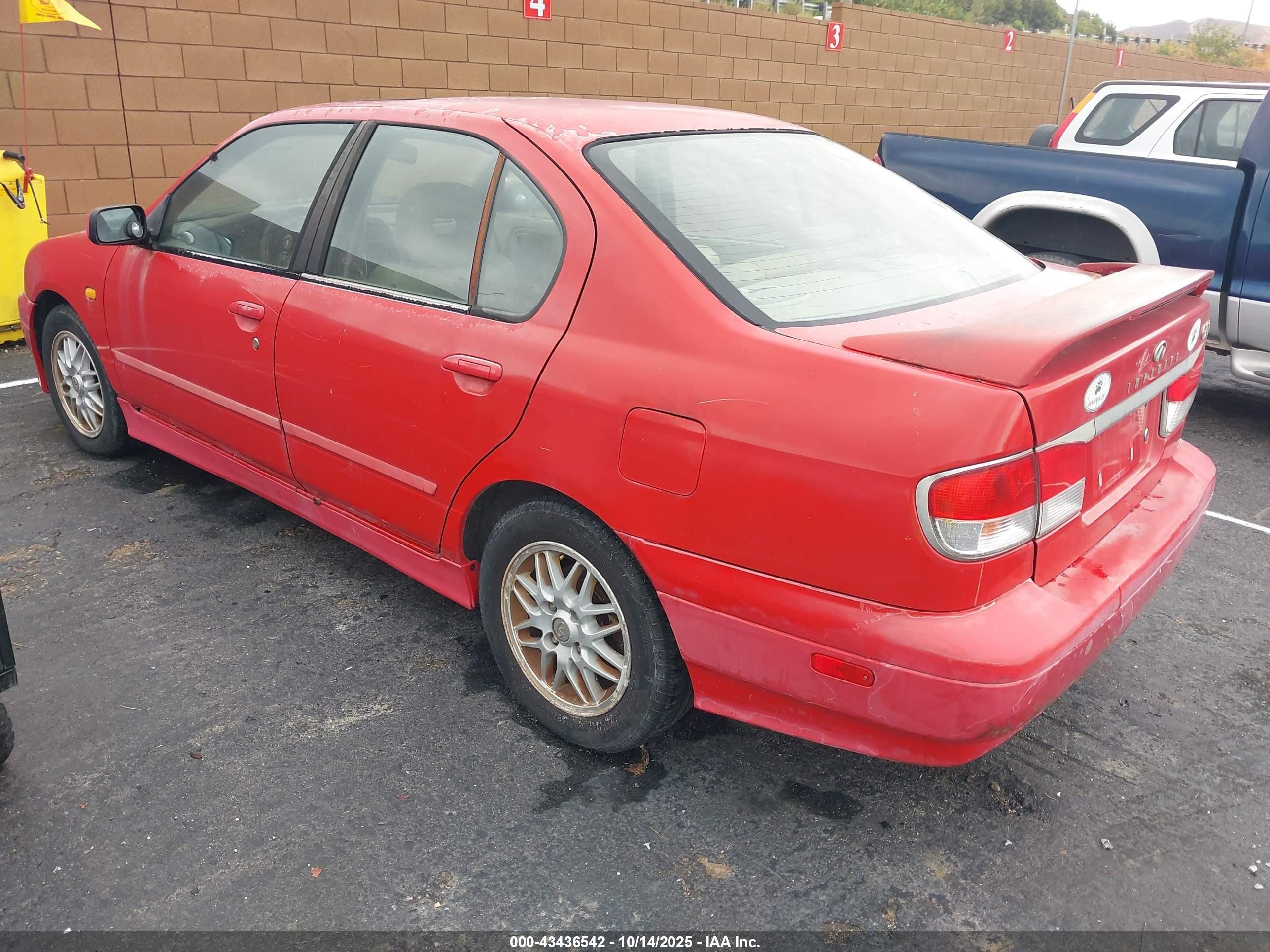 1999 Infiniti G20 Standard/touring Red vin: JNKCP11A3XT006615