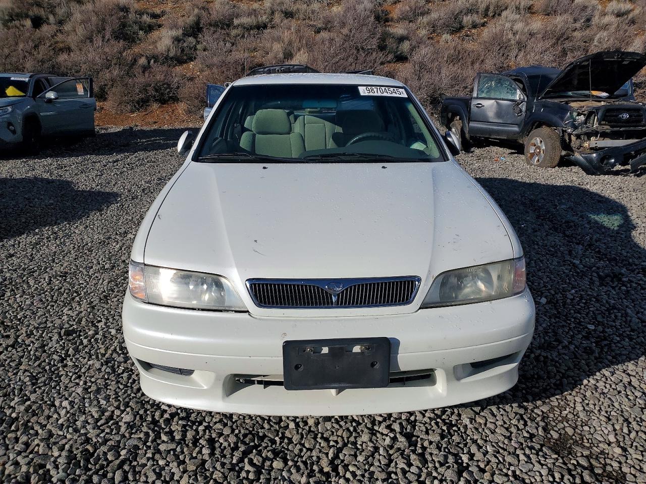 1999 Infiniti G20 Белый vin: JNKCP11A4XT012570