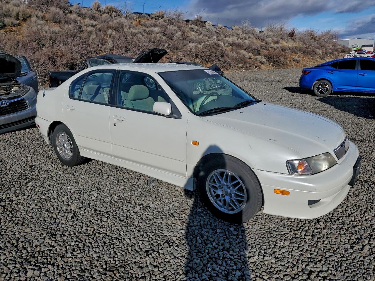 1999 Infiniti G20 Белый vin: JNKCP11A4XT012570