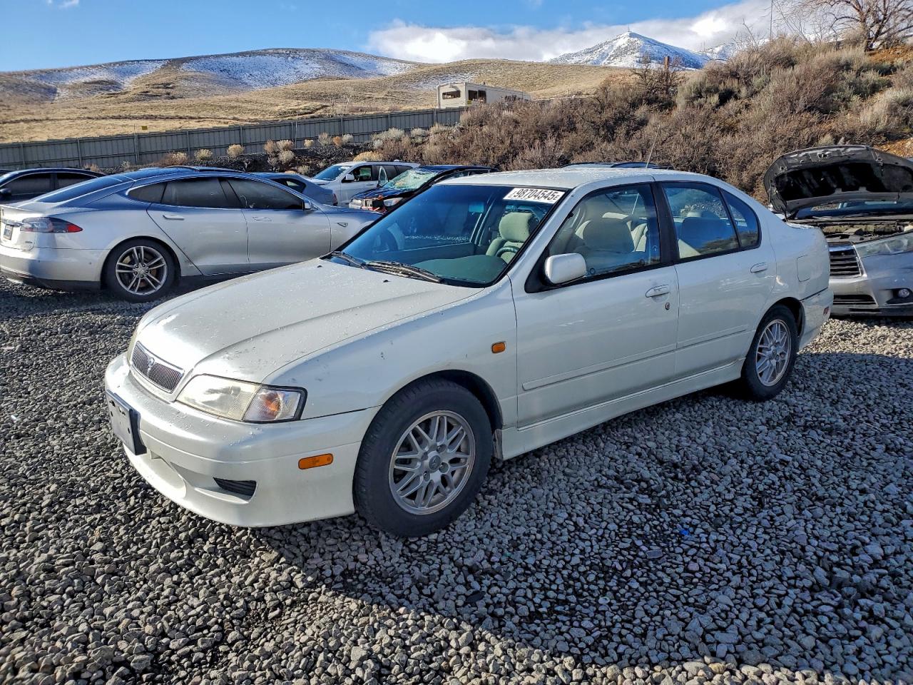 1999 Infiniti G20 Белый vin: JNKCP11A4XT012570