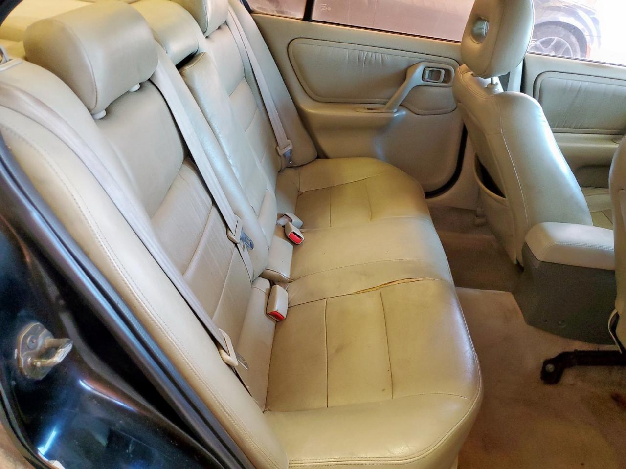 1999 Infiniti G20    Black vin: JNKCP11A6XT012859