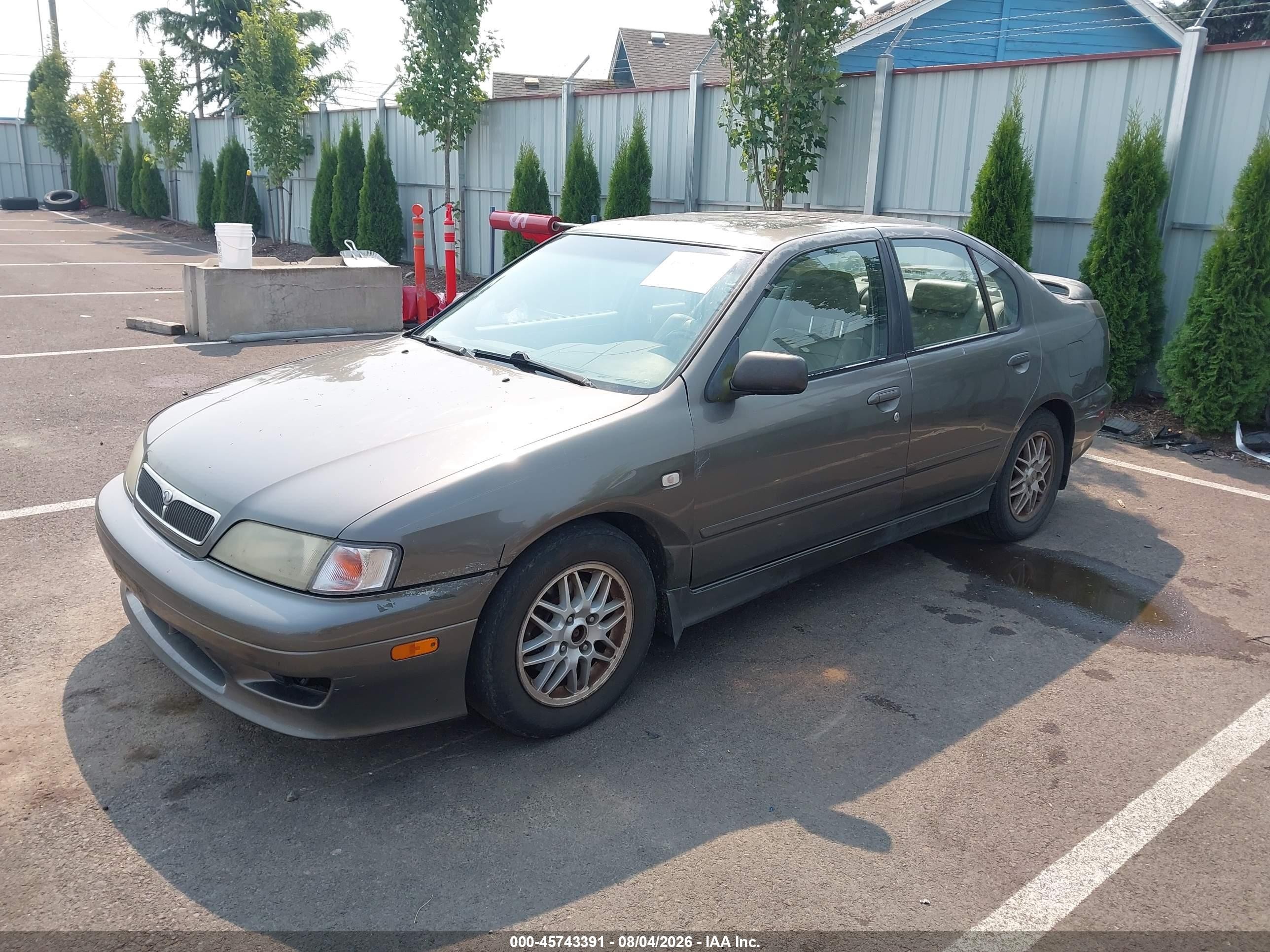 2001 Infiniti G20 Luxury Brown vin: JNKCP11A71T406667