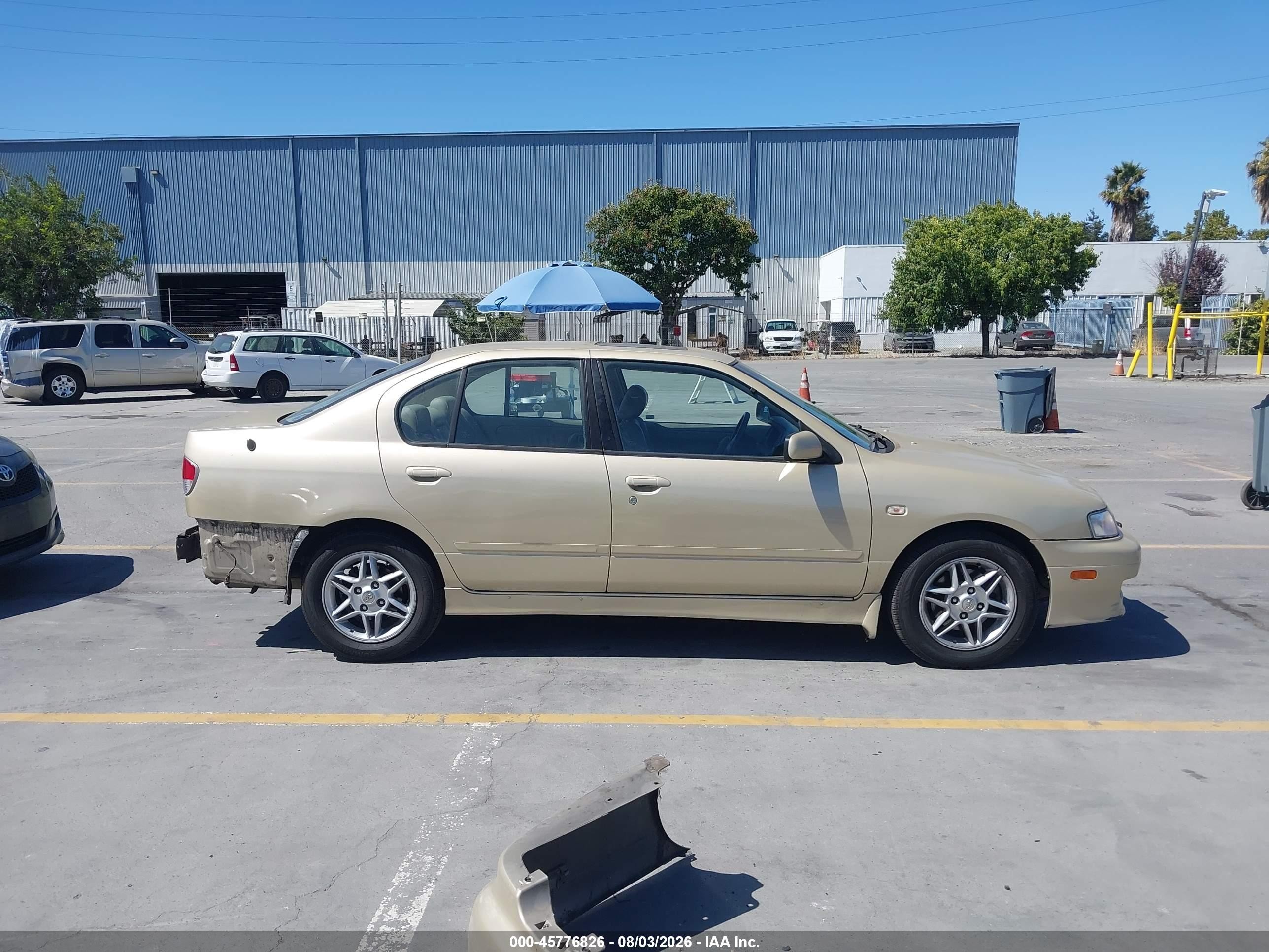 2002 Infiniti G20 Luxury Brown vin: JNKCP11A82T502289