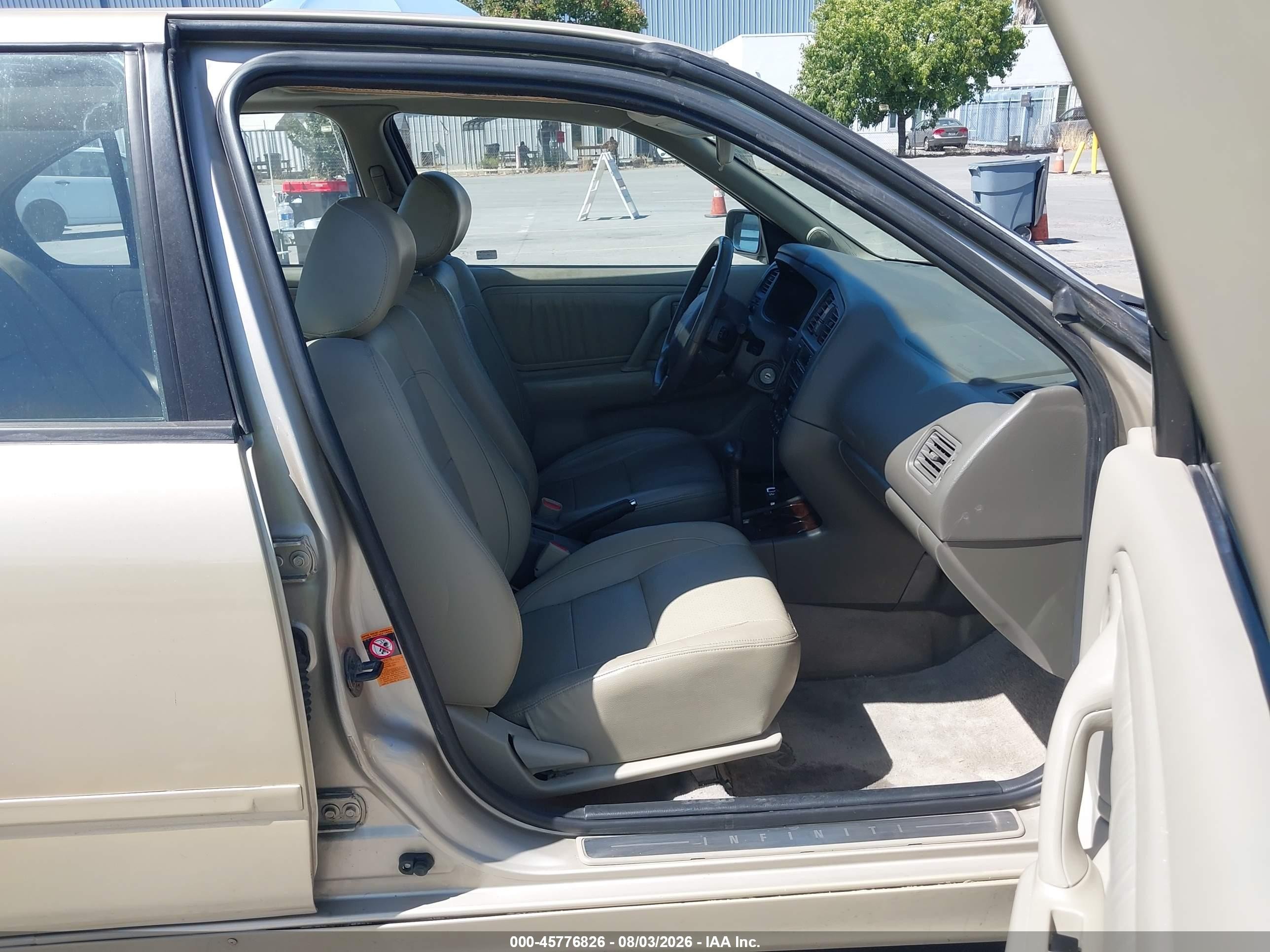 2002 Infiniti G20 Luxury Brown vin: JNKCP11A82T502289