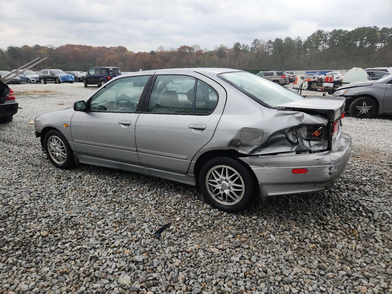 1999 Infiniti G20 Серебряный vin: JNKCP11A8XT017853