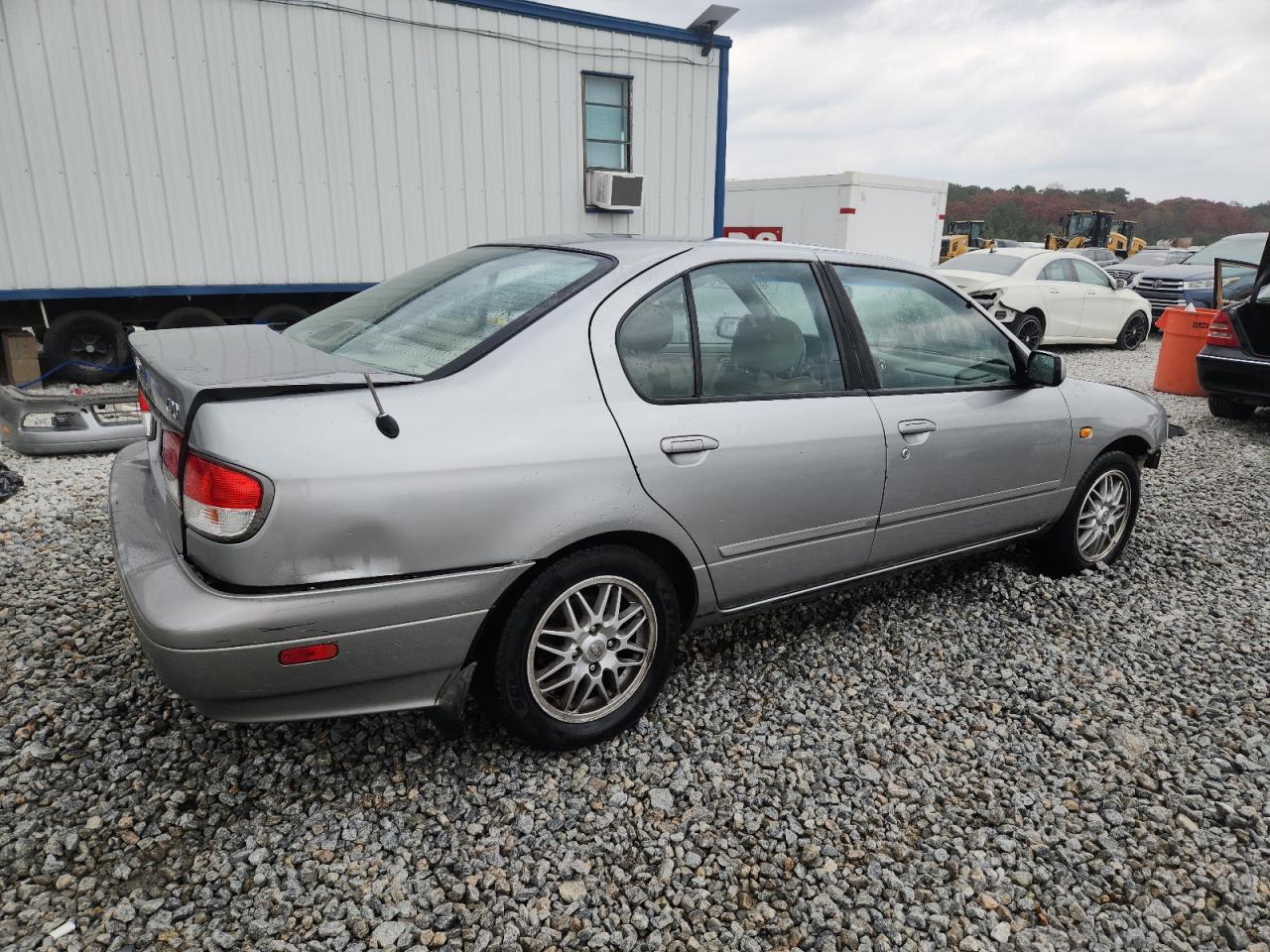 1999 Infiniti G20 Серебряный vin: JNKCP11A8XT017853