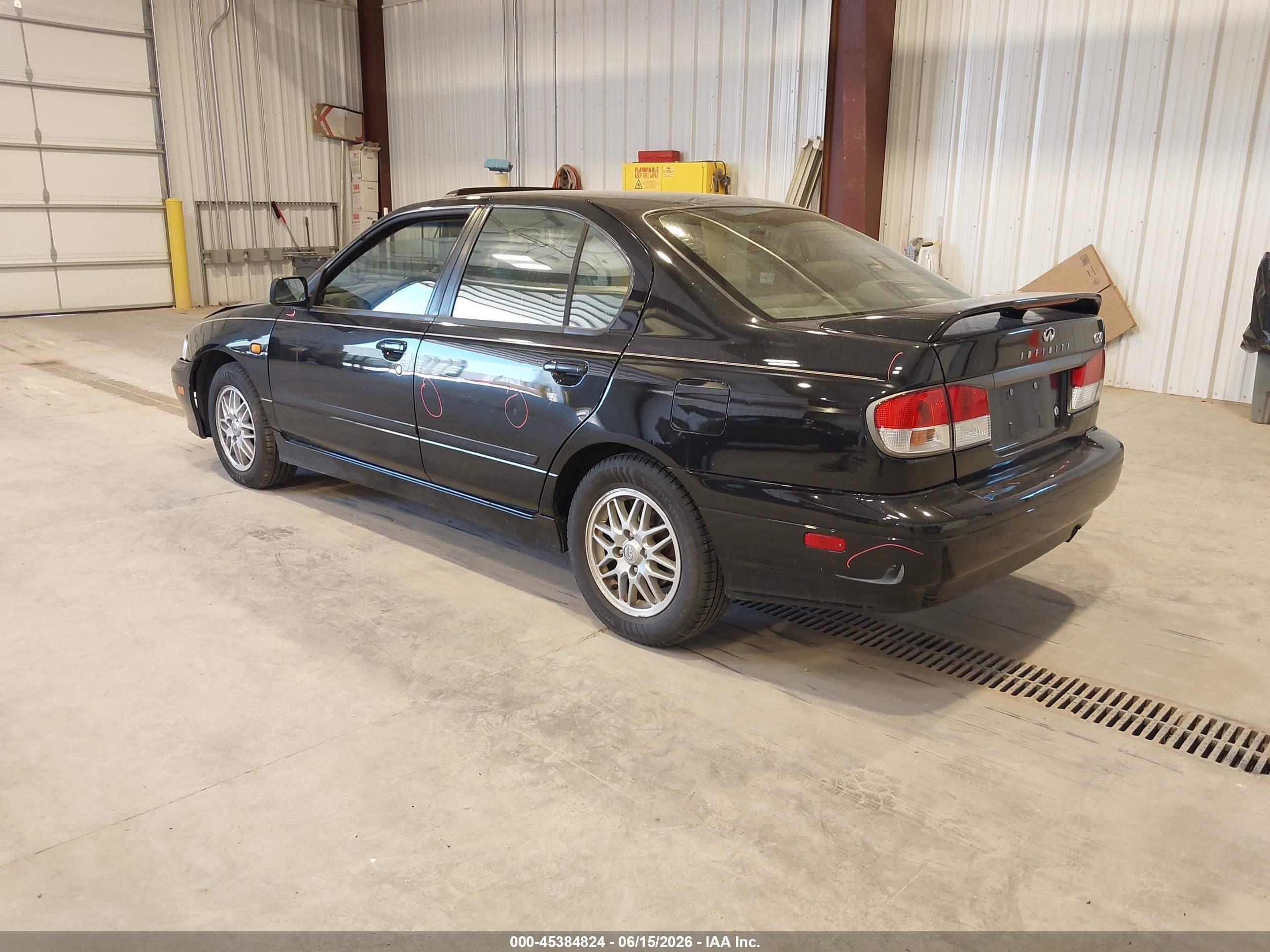 1999 Infiniti G20 Standard/touring Черный vin: JNKCP11A8XT018162
