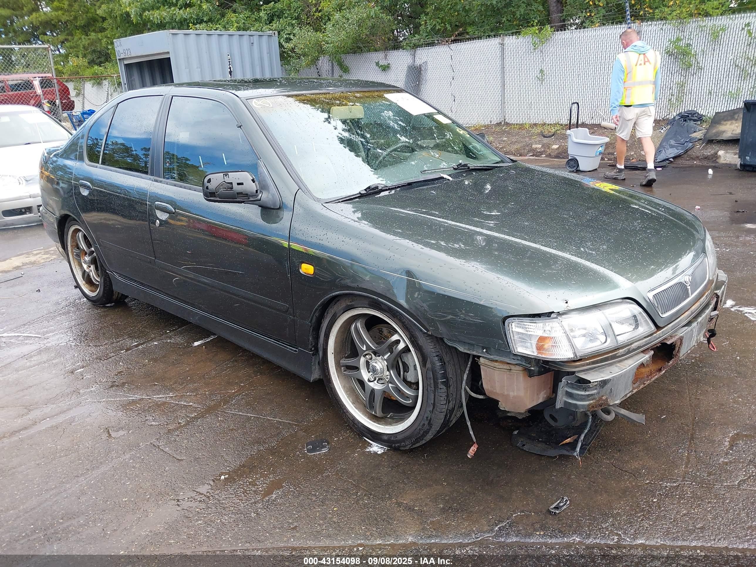 1999 Infiniti G20 Standard/touring Gray vin: JNKCP11A9XT002407