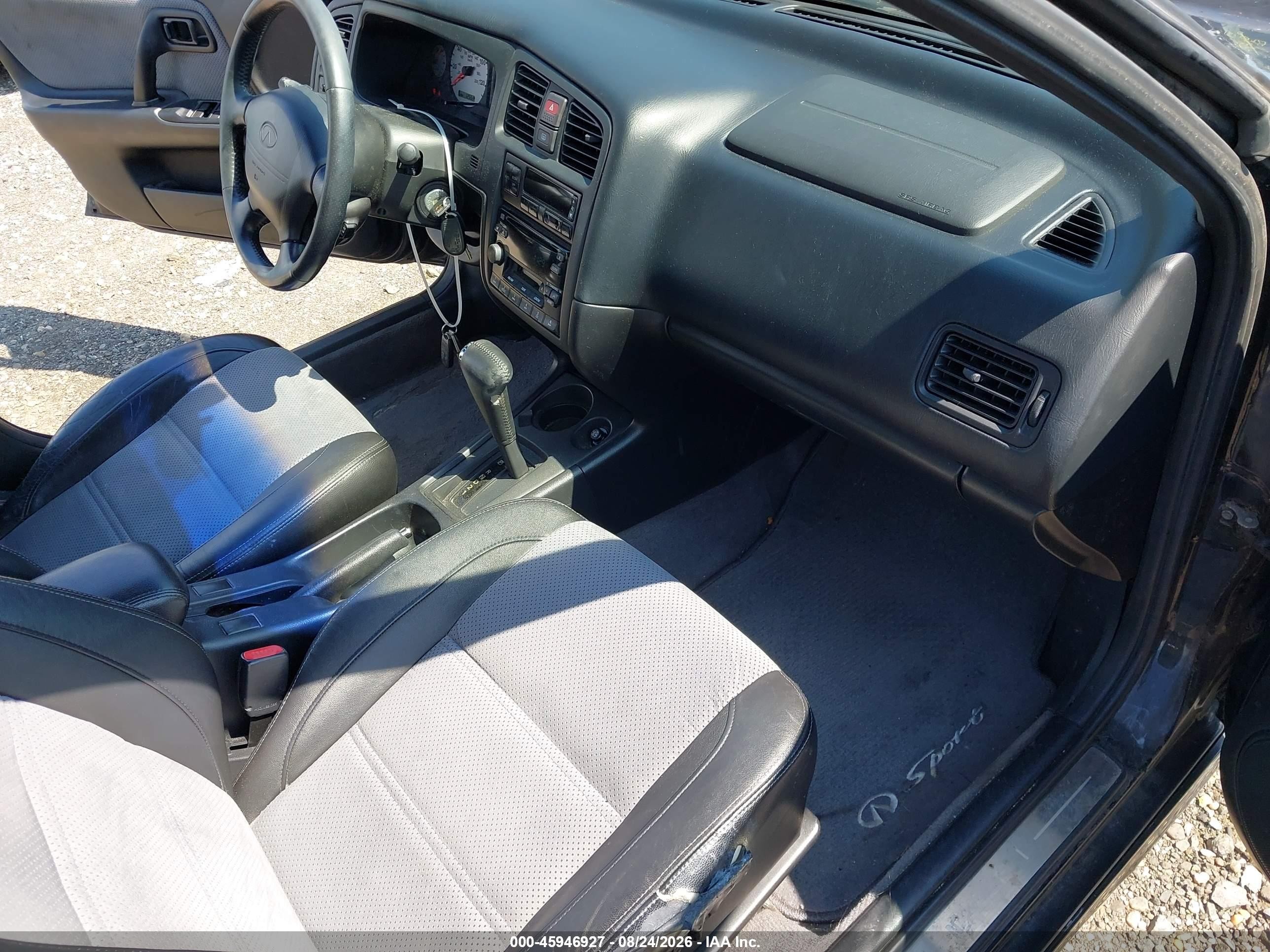 2002 Infiniti G20 Luxury Черный vin: JNKCP11AX2T504769
