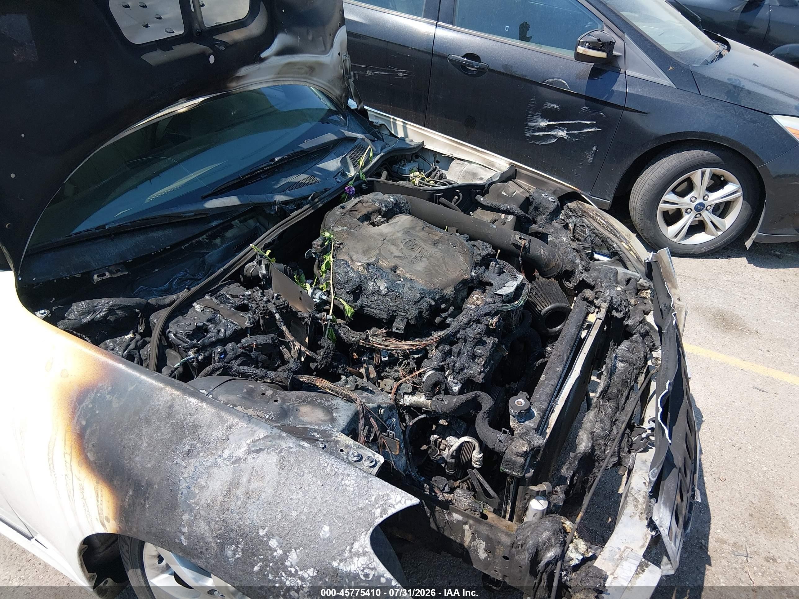 2006 Infiniti G35   Белый vin: JNKCV51E06M515764