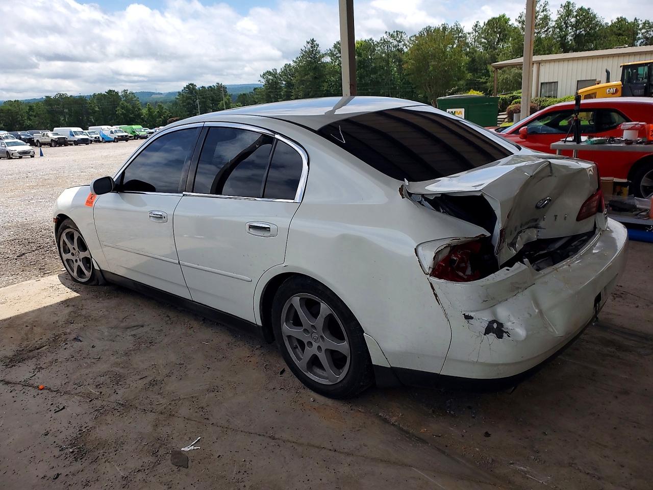 2004 Infiniti G35 Base White vin: JNKCV51E14M614218