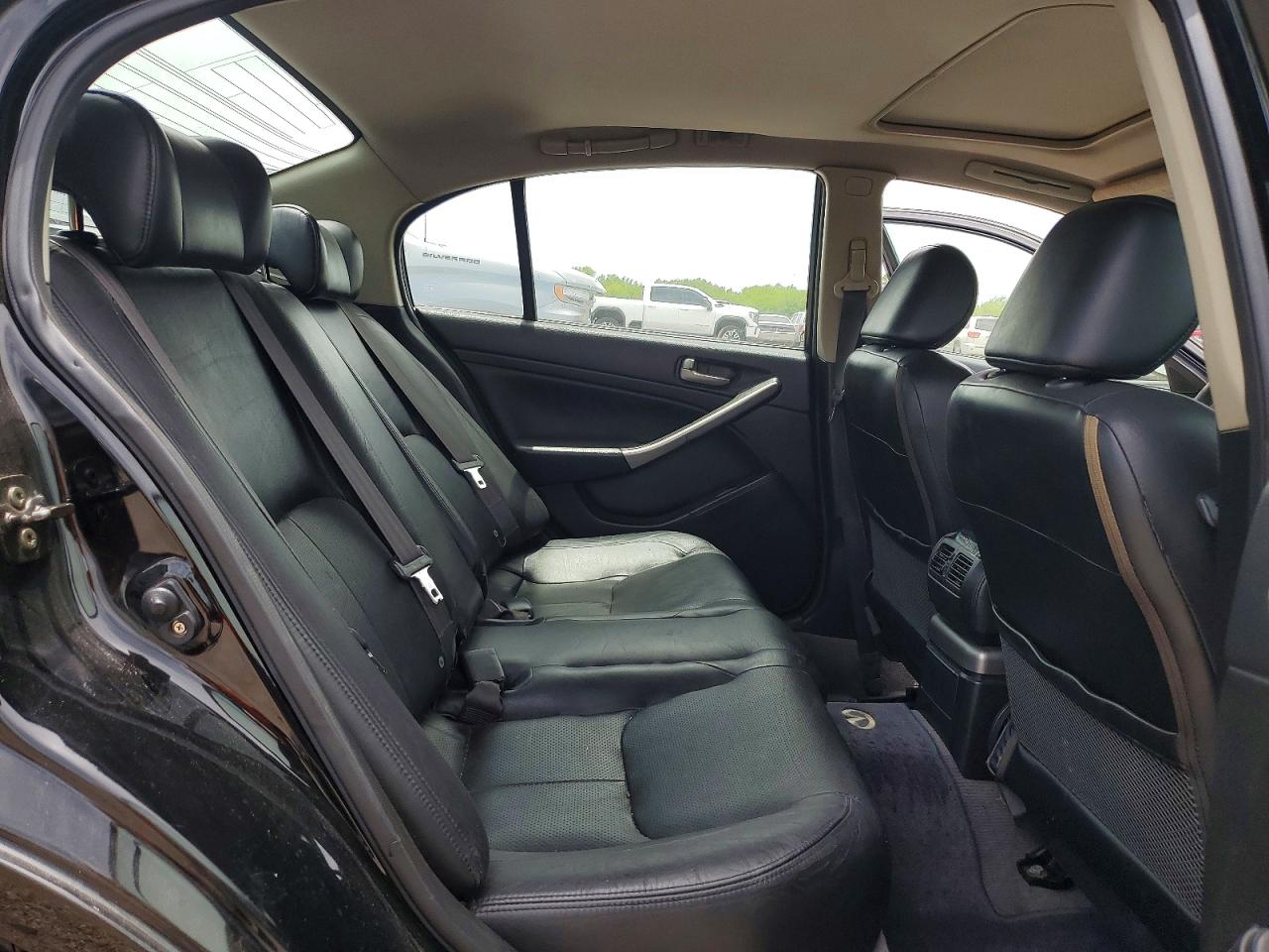 2004 Infiniti G35 Base Black vin: JNKCV51E24M607214