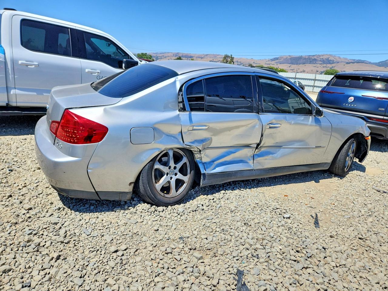 2004 Infiniti G35 Base Silver vin: JNKCV51E24M619329
