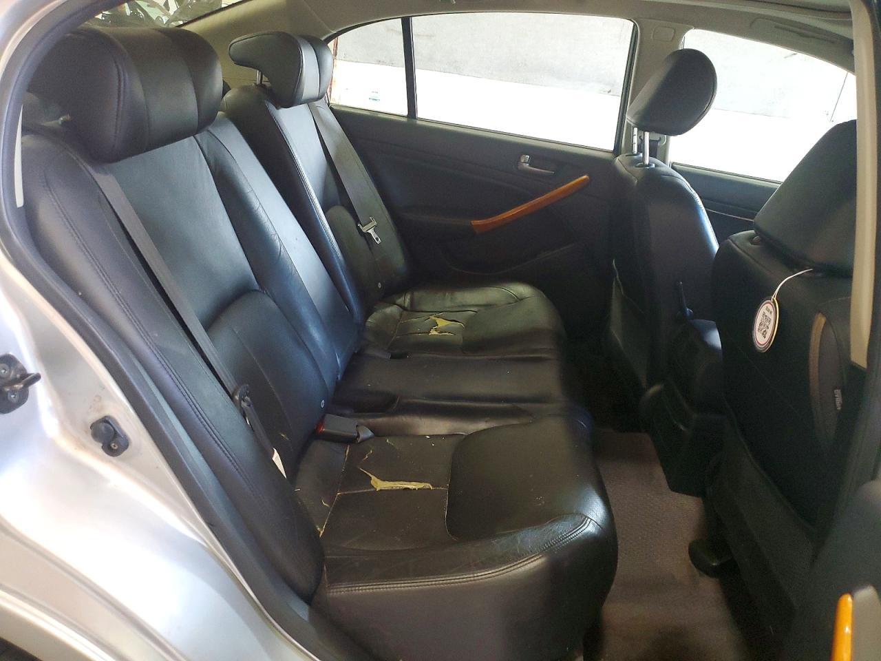 2003 Infiniti G35 Base Silver vin: JNKCV51E33M330930