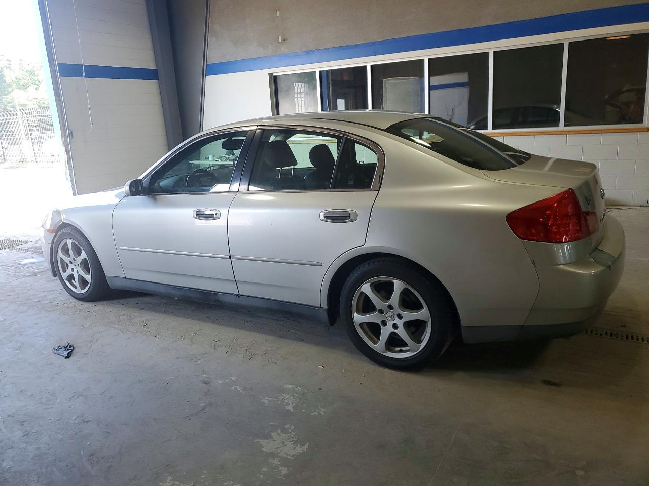 2003 Infiniti G35 Base Silver vin: JNKCV51E33M330930