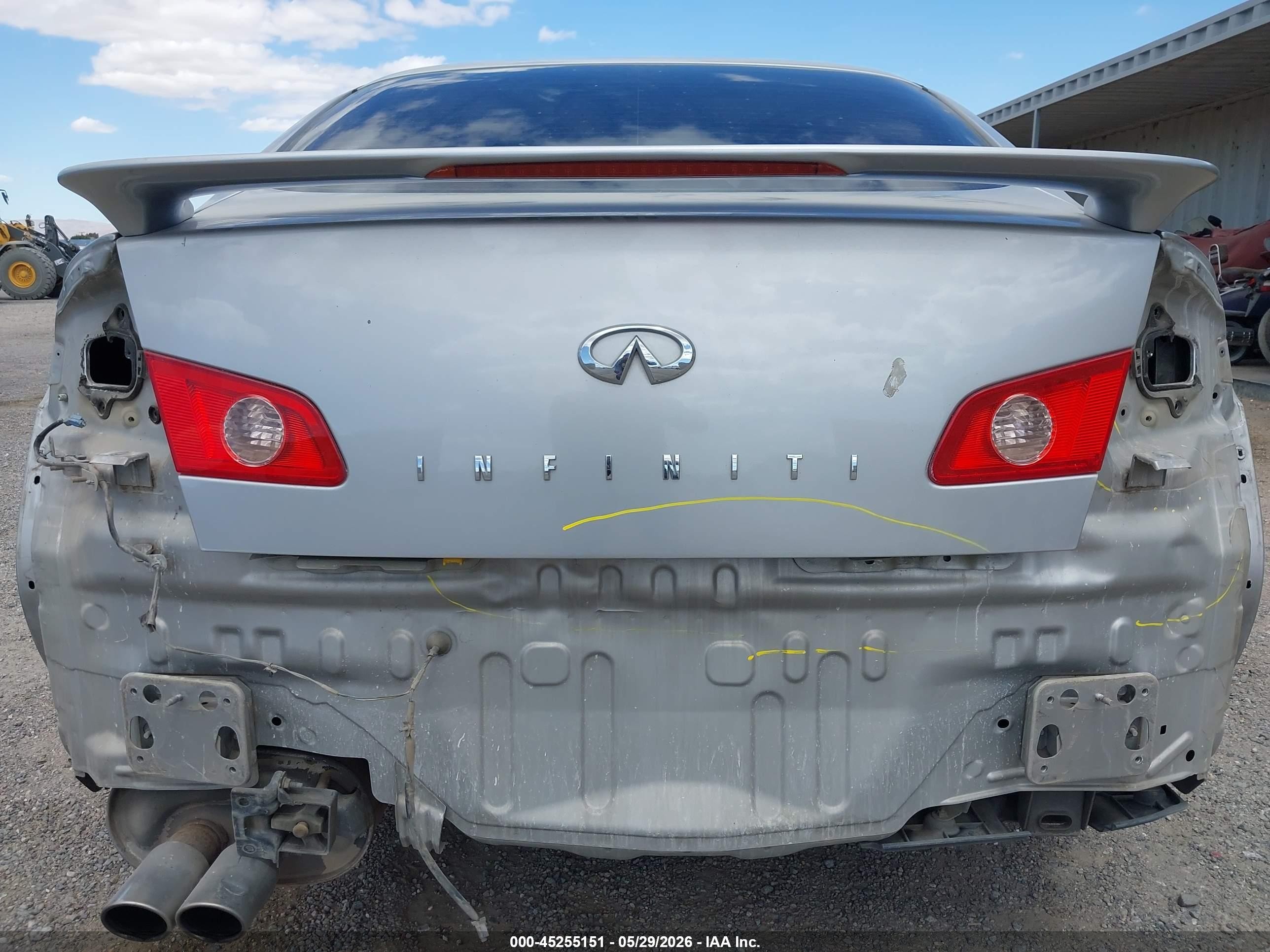 2005 Infiniti G35   Silver vin: JNKCV51E35M211570