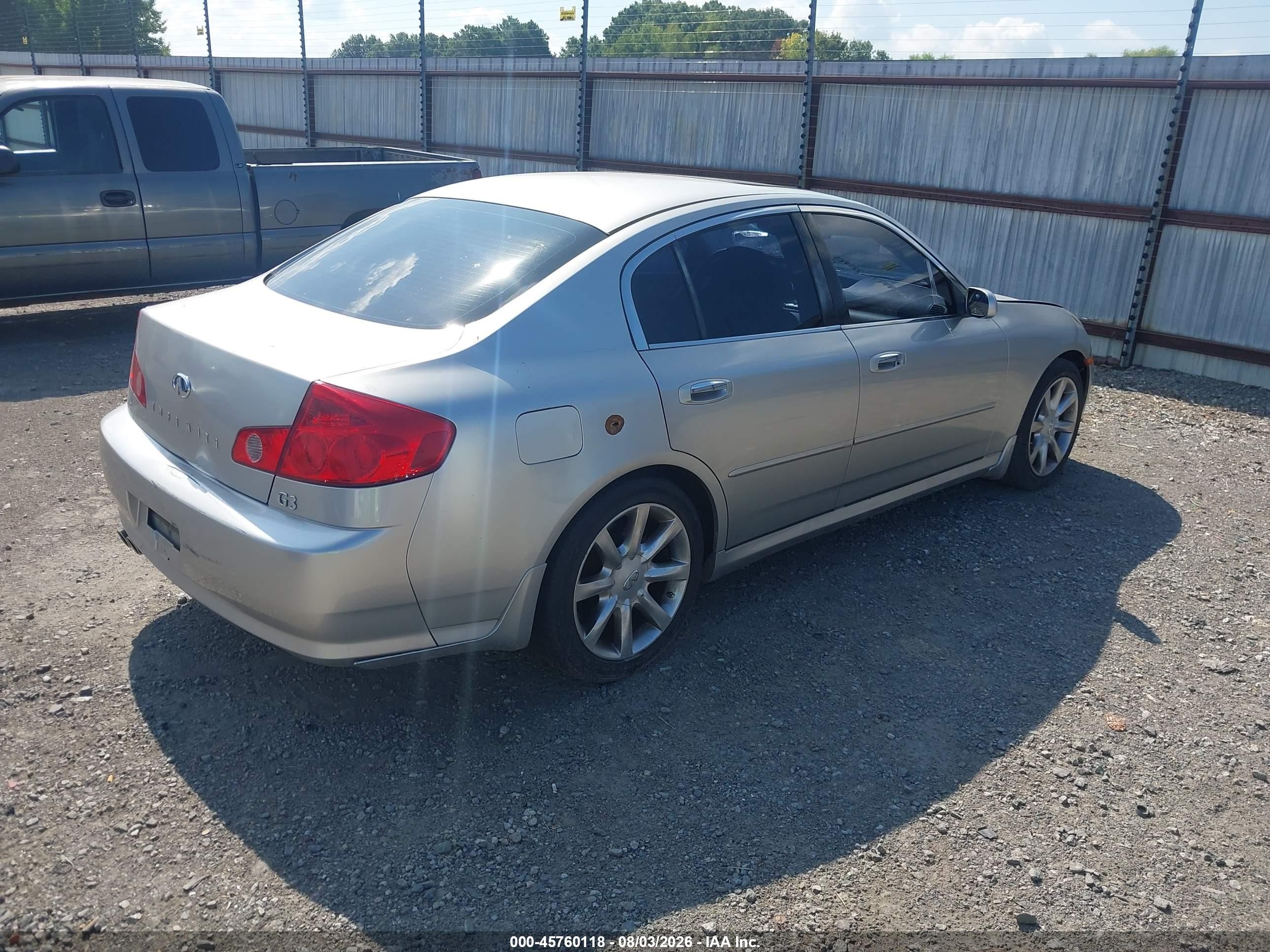 2005 Infiniti G35 Silver vin: JNKCV51E35M218213