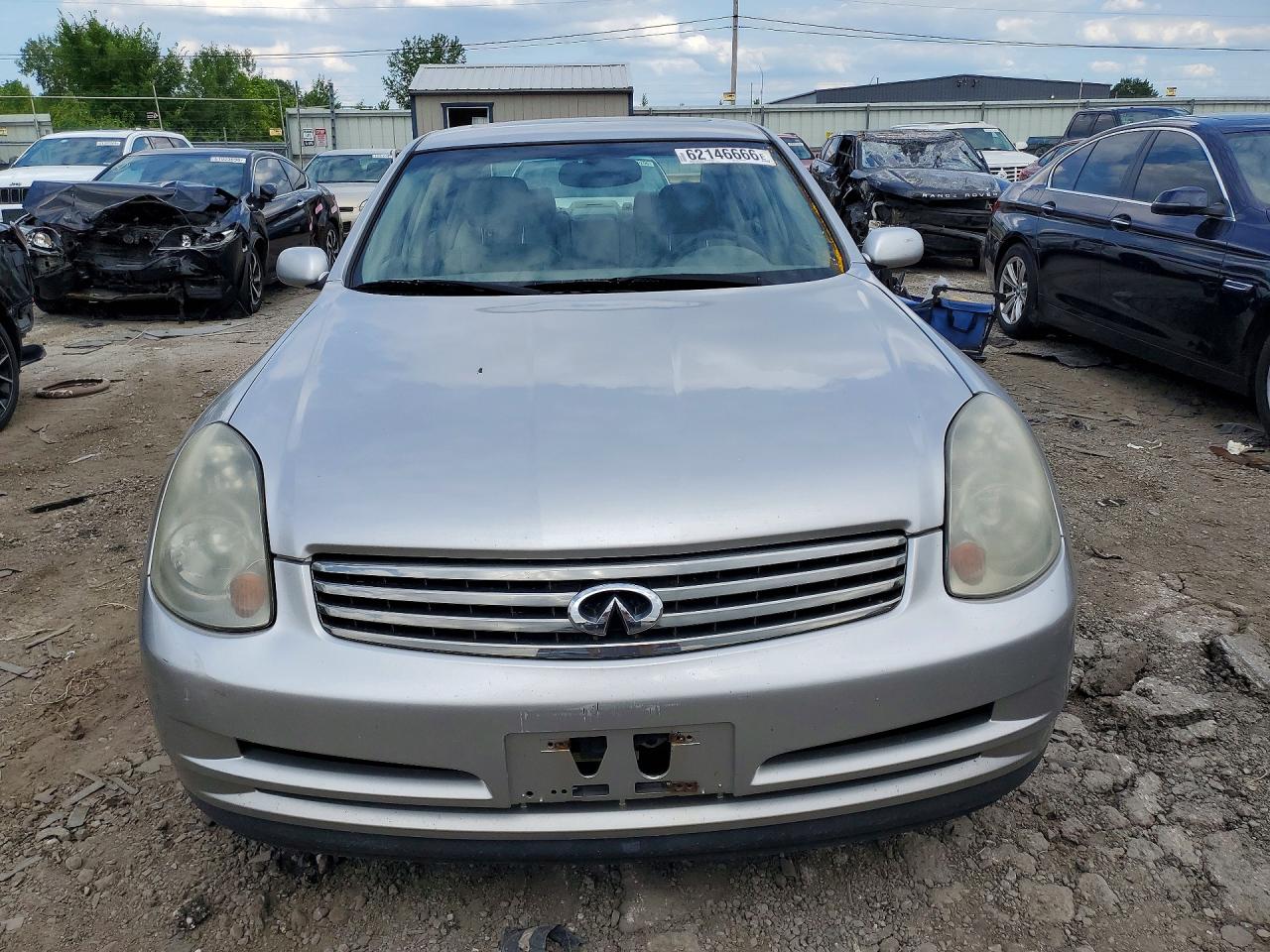 2003 Infiniti G35 Base Серебряный vin: JNKCV51E43M311027
