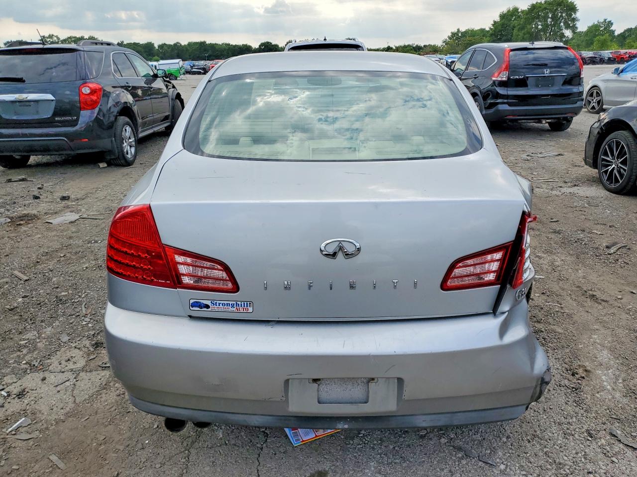 2003 Infiniti G35 Base Серебряный vin: JNKCV51E43M311027